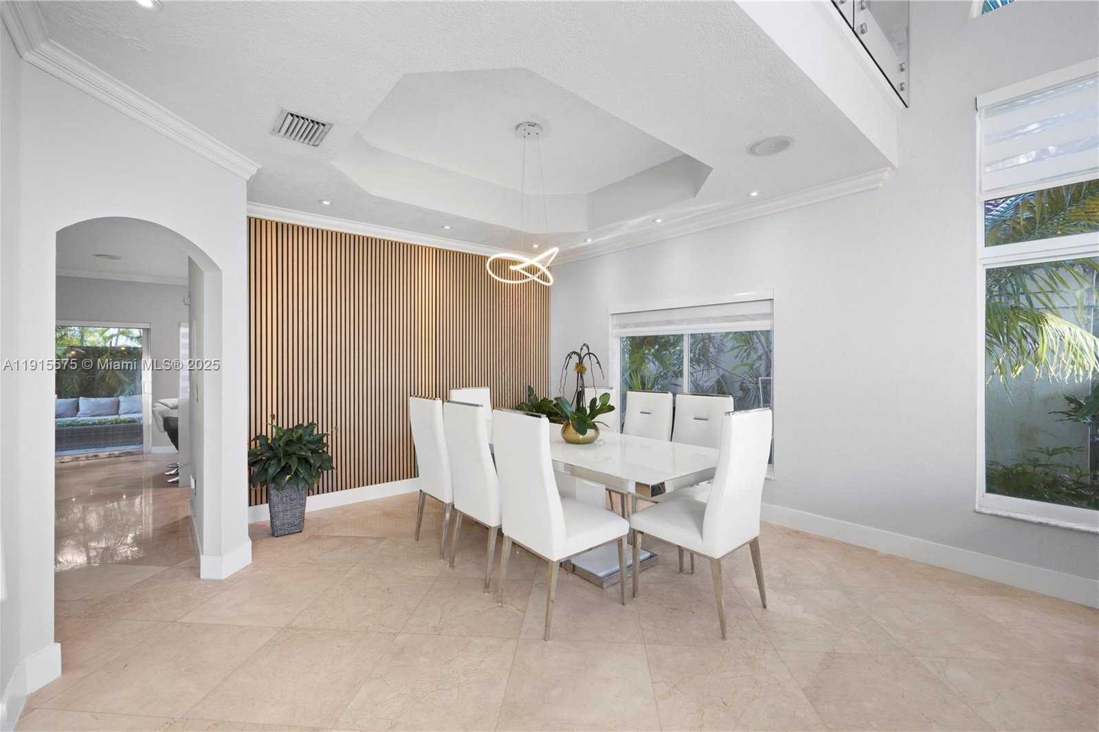 Small Image of 11243 NORTH WEST 58TH TER #1, Doral Number 13