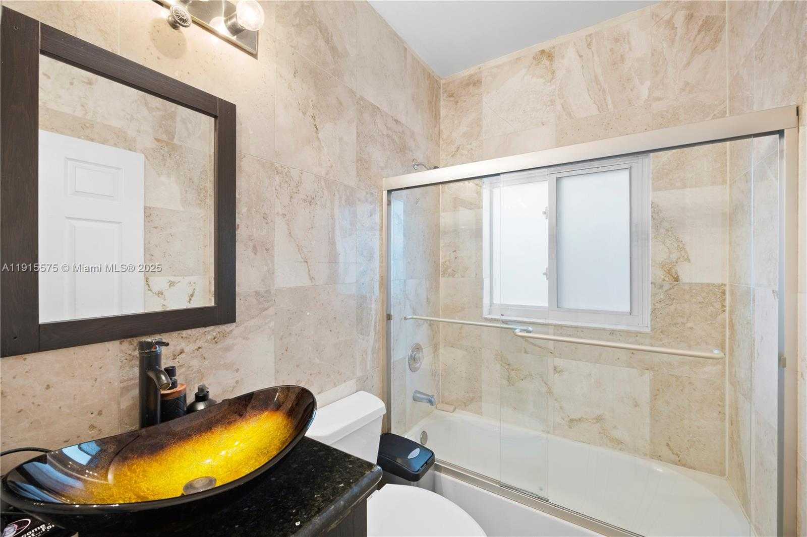 Small Image of 11243 NORTH WEST 58TH TER #1, Doral Number 31