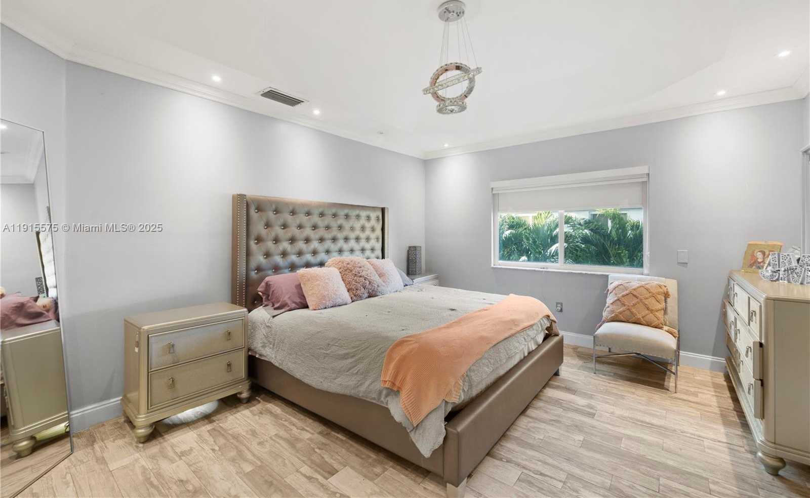 Small Image of 11243 NORTH WEST 58TH TER #1, Doral Number 32