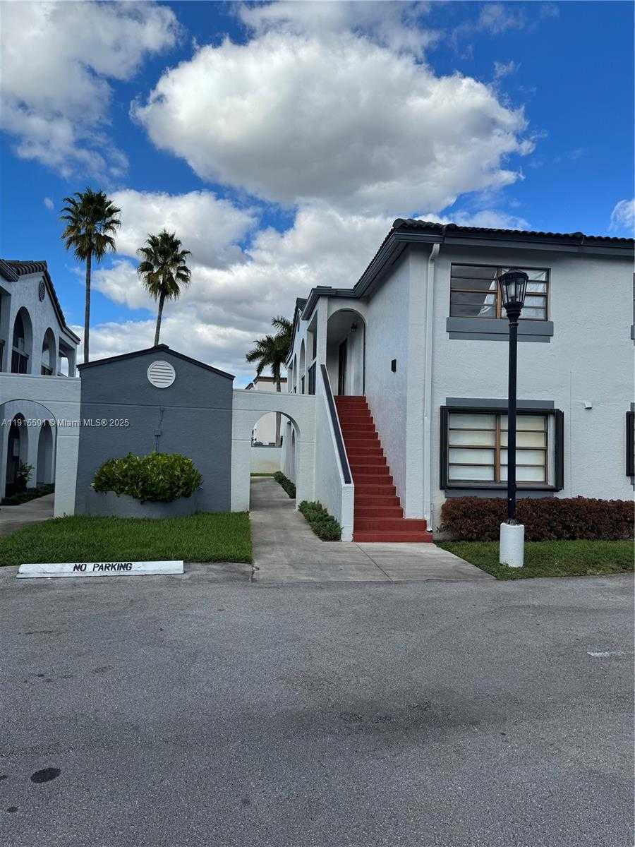 Small Image of 18360 MEDITERRANEAN BLVD #2607, Hialeah Number 9