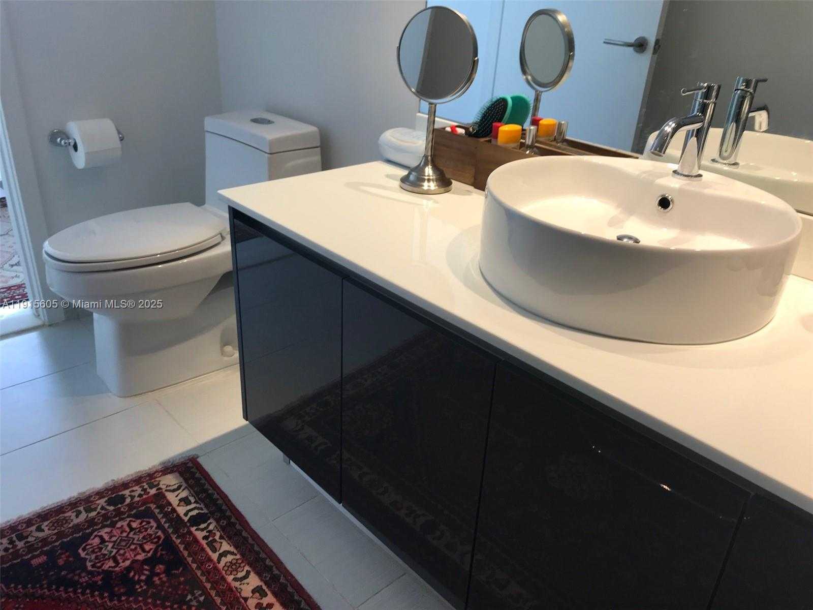 Small Image of 31 SOUTH EAST 6TH ST #1702, Miami Number 19