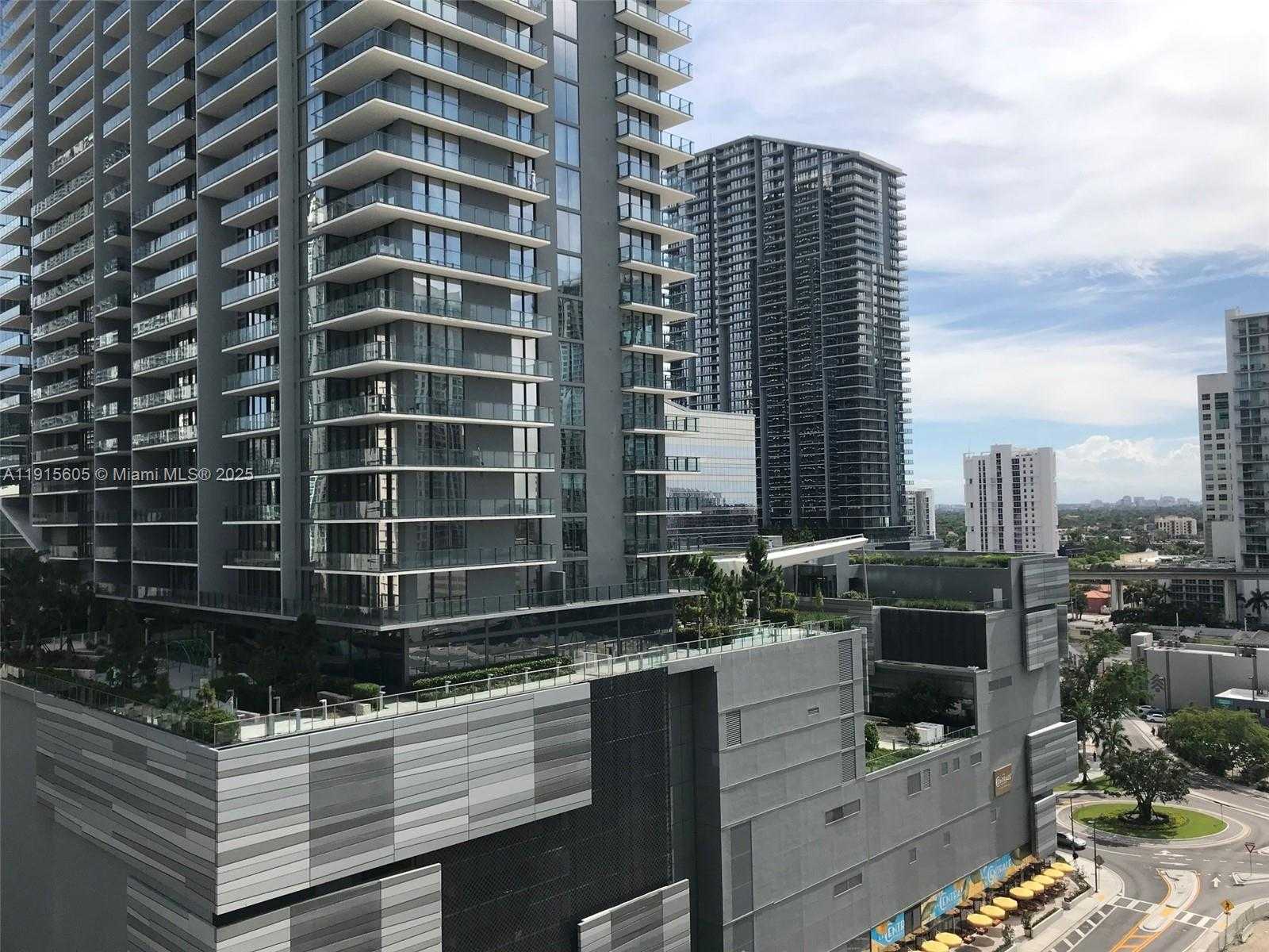 Small Image of 31 SOUTH EAST 6TH ST #1702, Miami Number 2