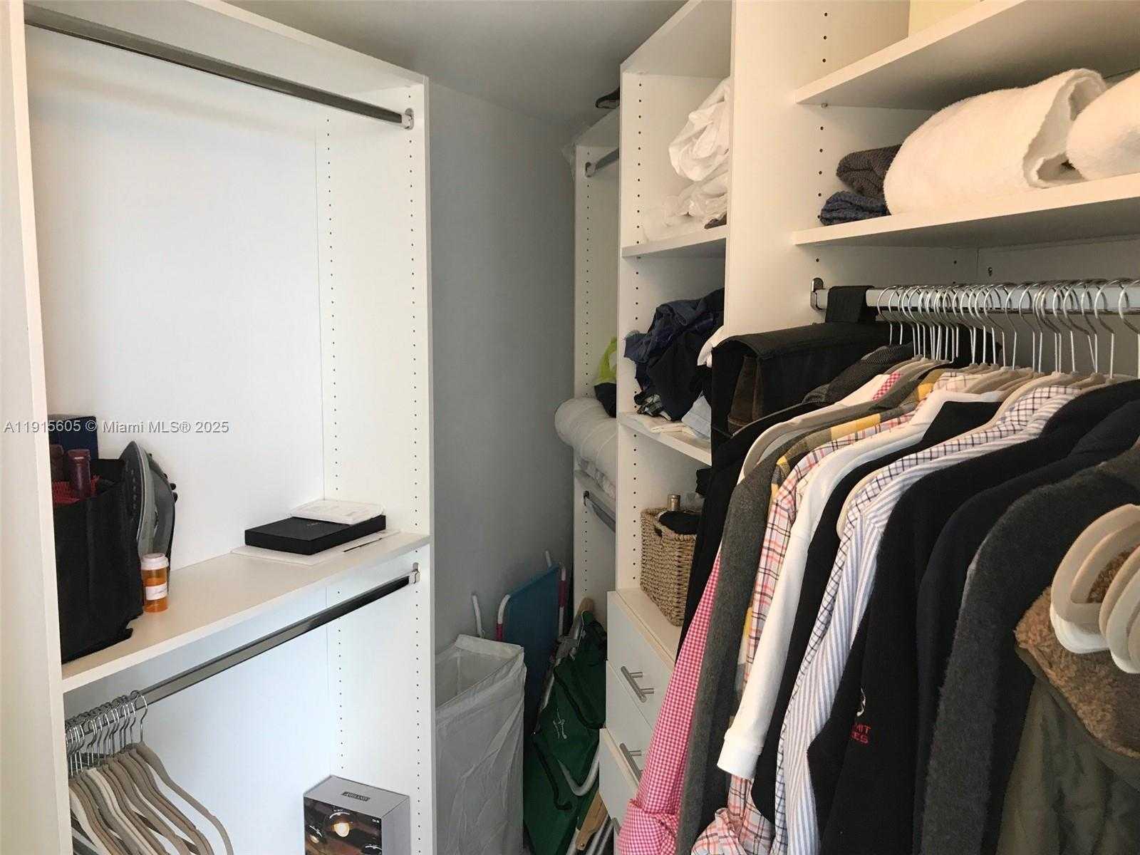 Small Image of 31 SOUTH EAST 6TH ST #1702, Miami Number 20