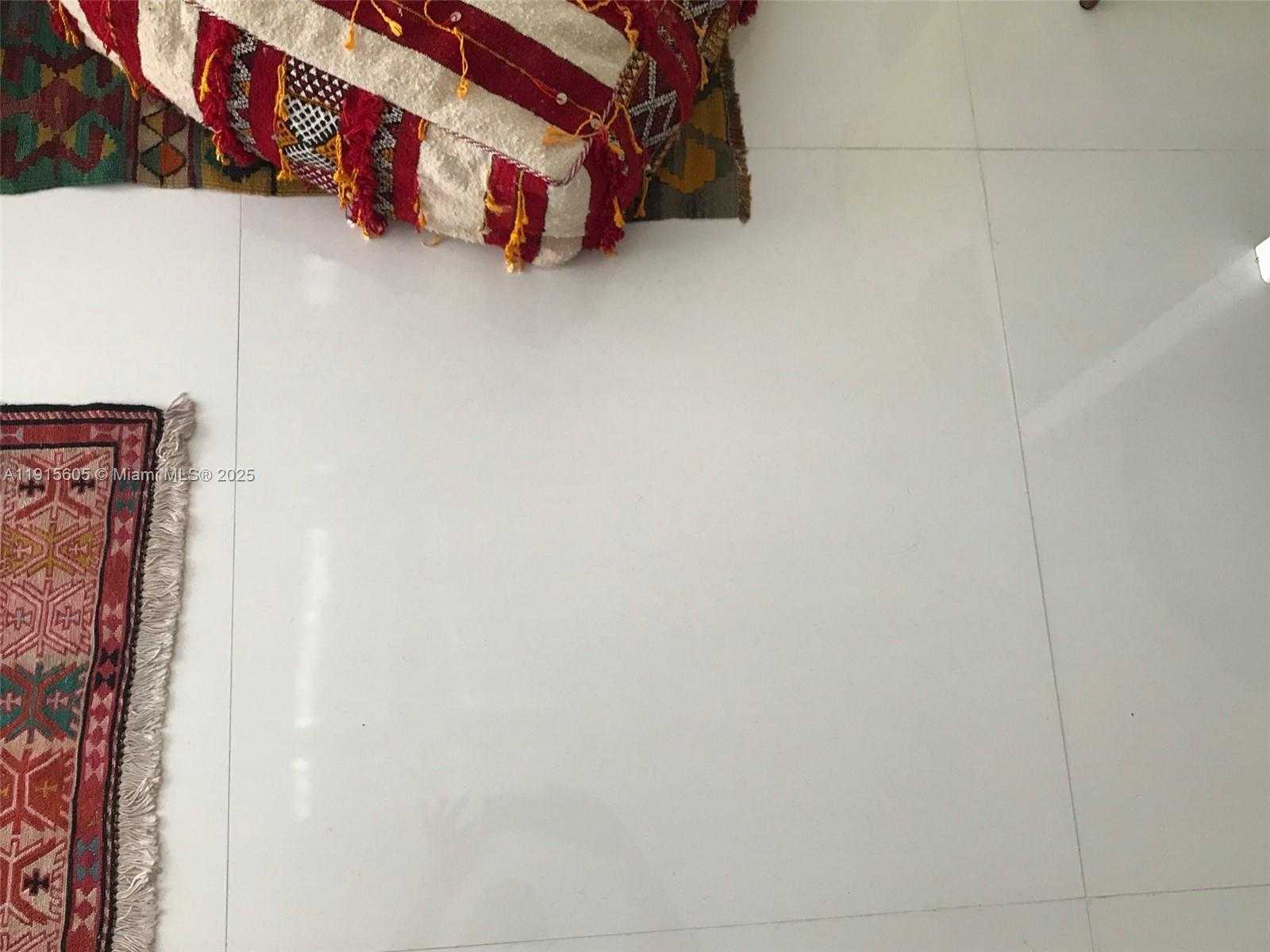 Small Image of 31 SOUTH EAST 6TH ST #1702, Miami Number 25