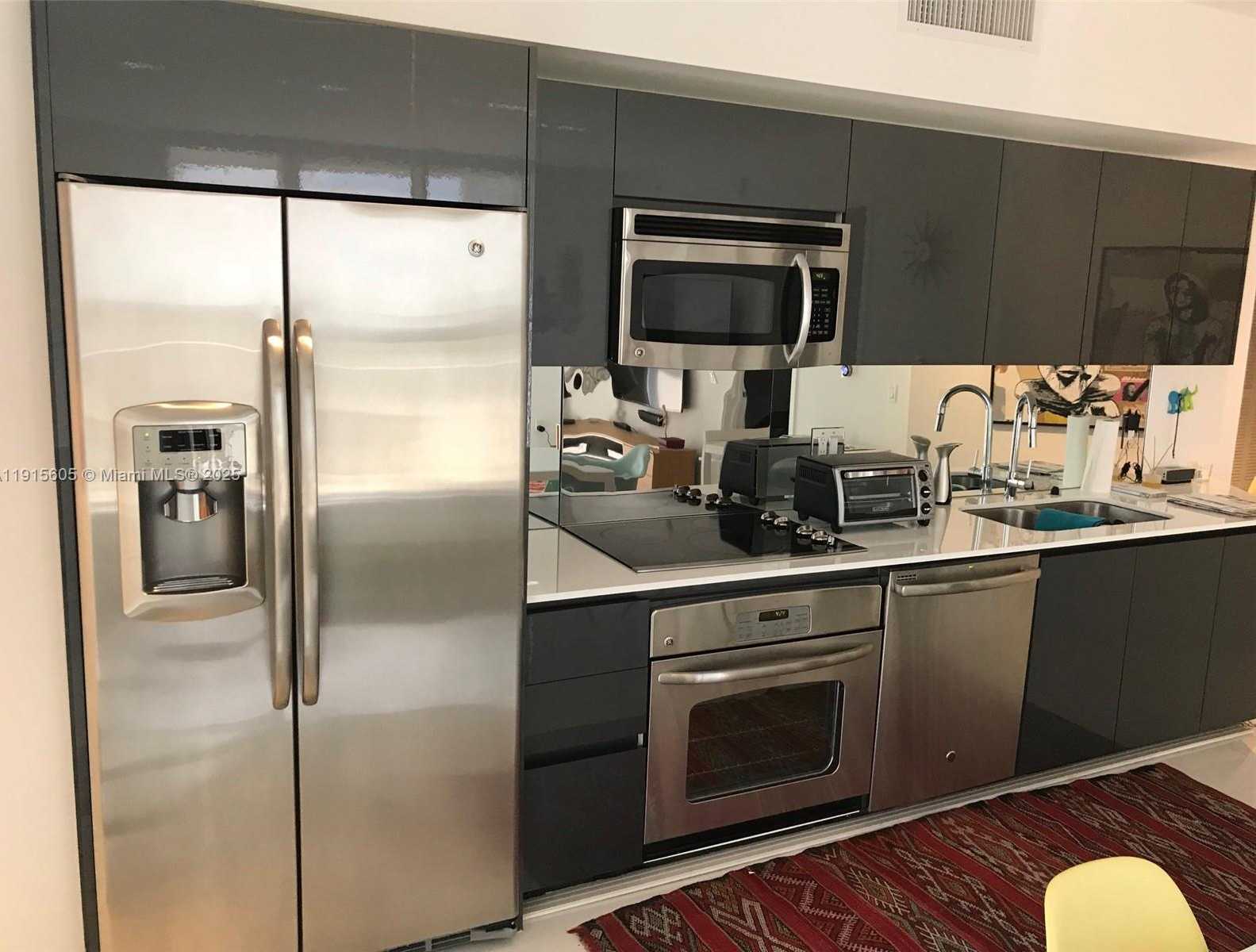 Small Image of 31 SOUTH EAST 6TH ST #1702, Miami Number 6