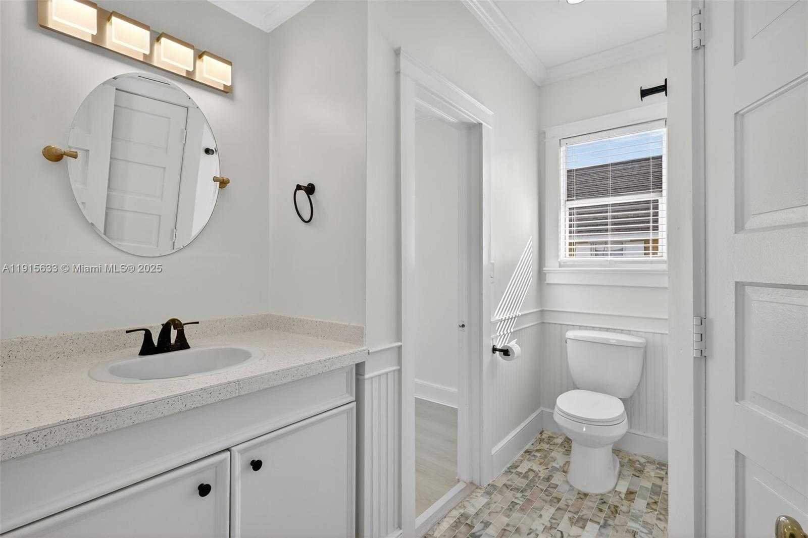 Small Image of 123 NORTH OCEAN BREEZE #A, Lake Worth Number 17