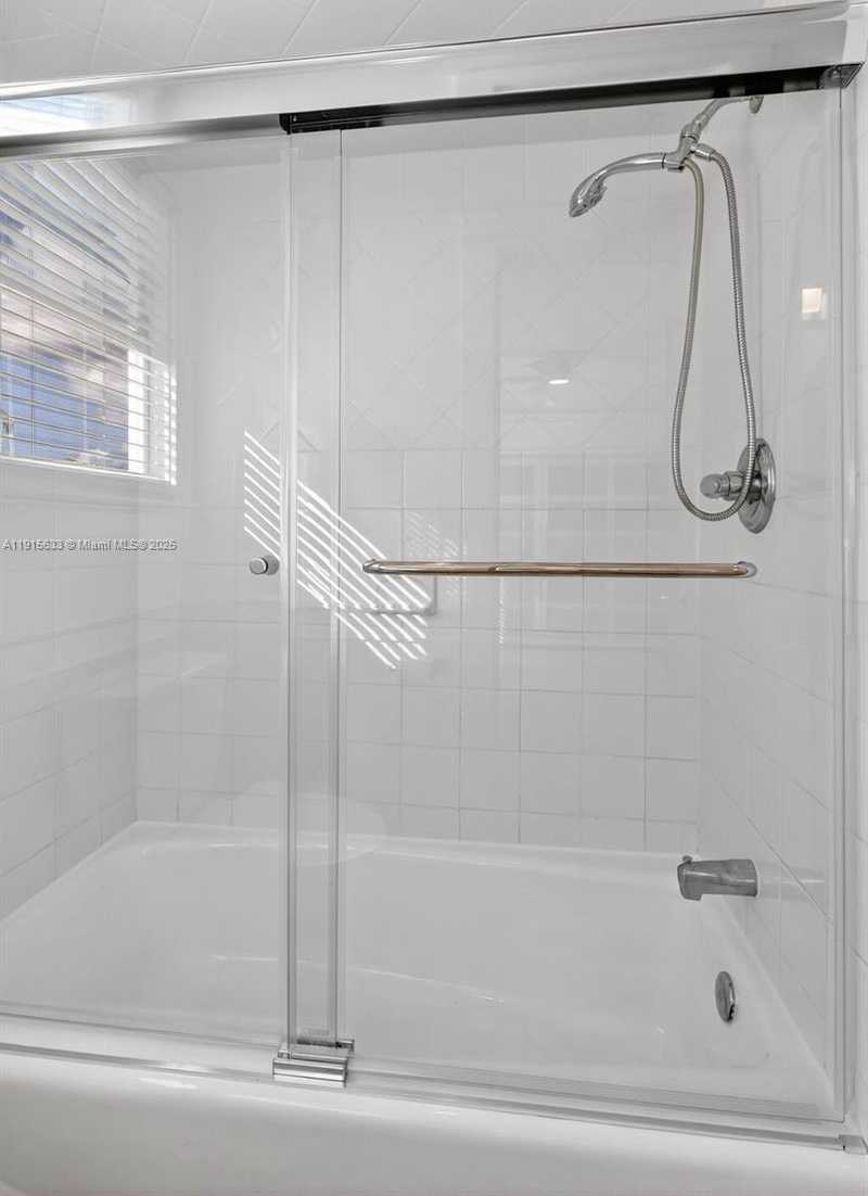 Small Image of 123 NORTH OCEAN BREEZE #A, Lake Worth Number 18