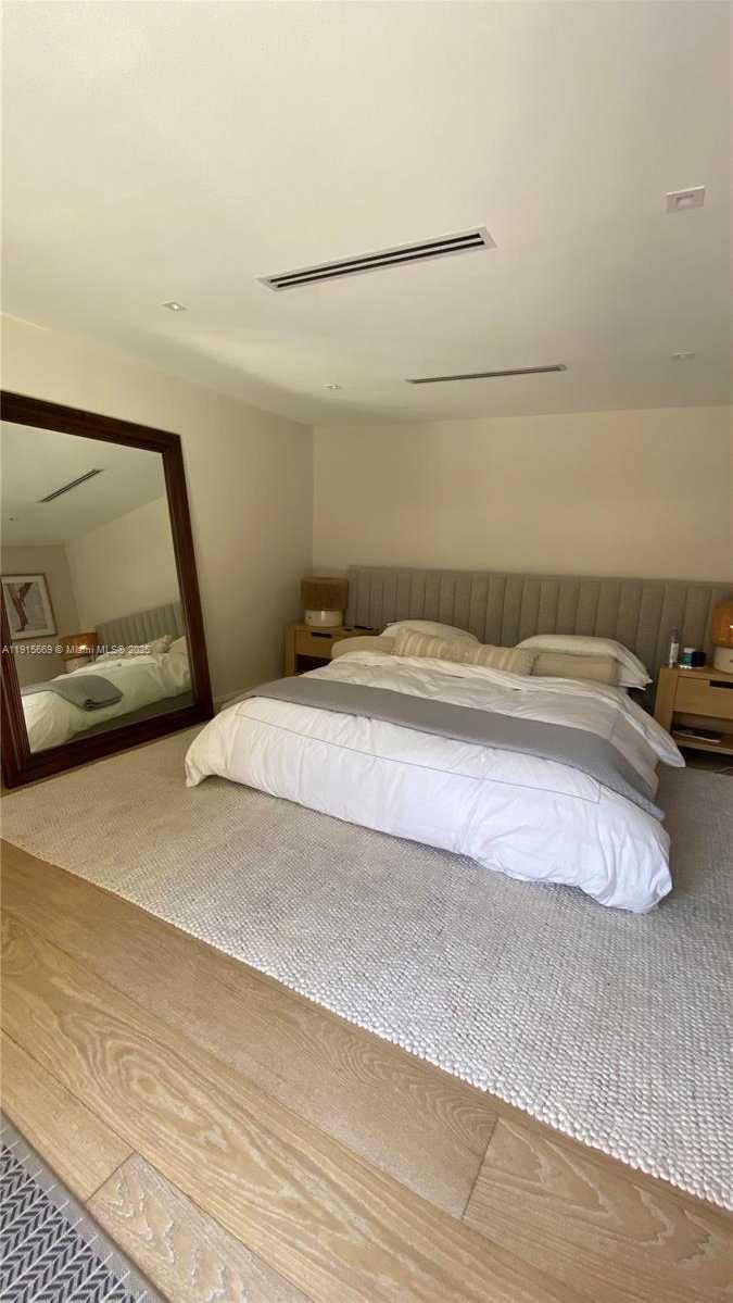 Small Image of 1277 SOUTH WEST 19TH ST, Miami Number 15