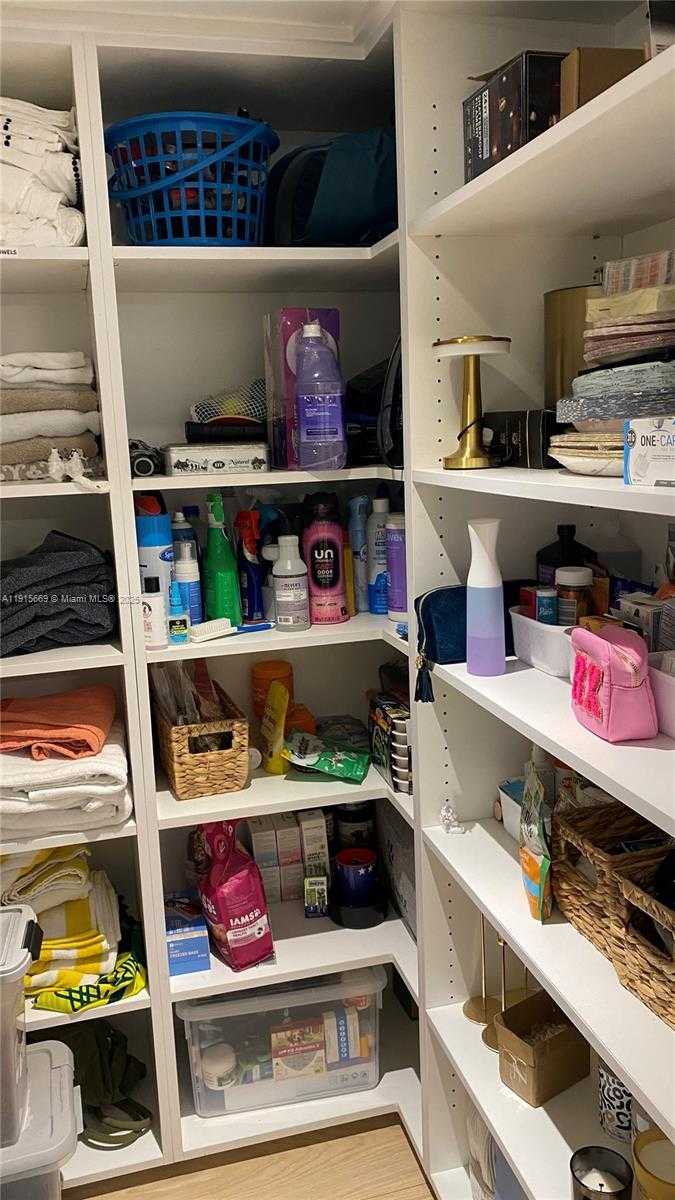 Small Image of 1277 SOUTH WEST 19TH ST, Miami Number 8