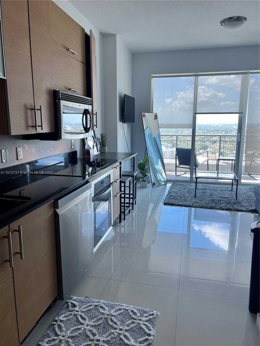Small Image of 60 SOUTH WEST 13TH ST #2207, Miami Number 3