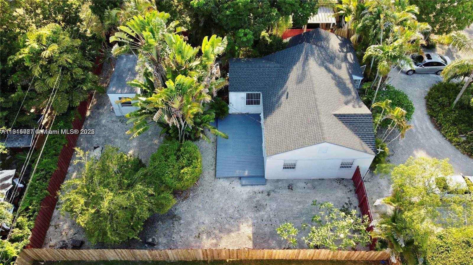 Small Image of 5842 SOUTH WEST 60TH ST, Miami Number 21