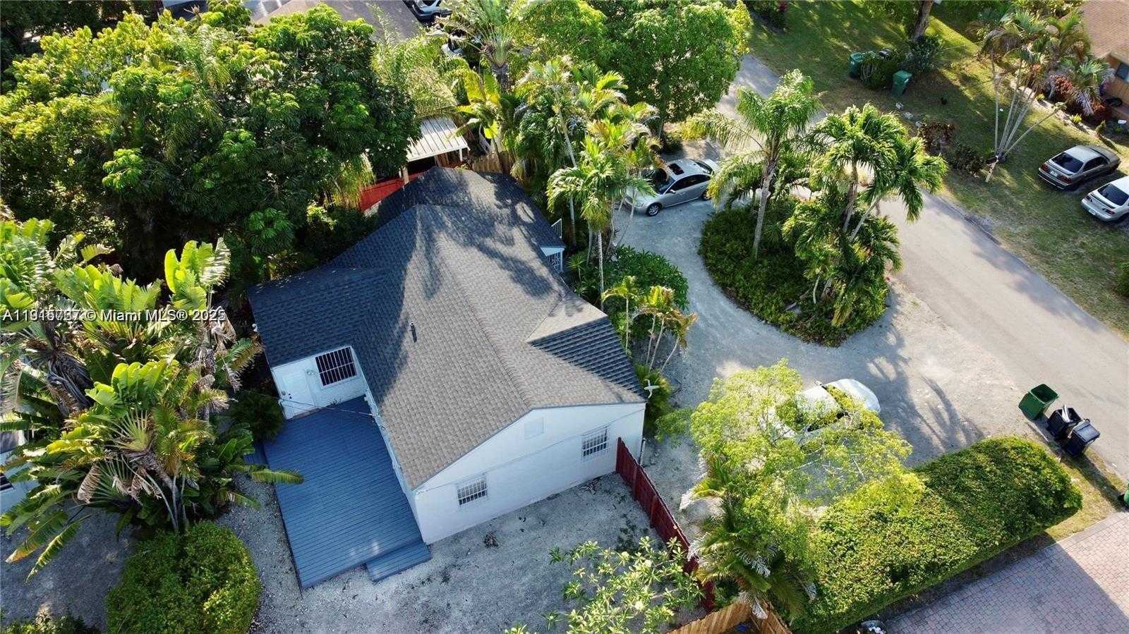Small Image of 5842 SOUTH WEST 60TH ST, Miami Number 23
