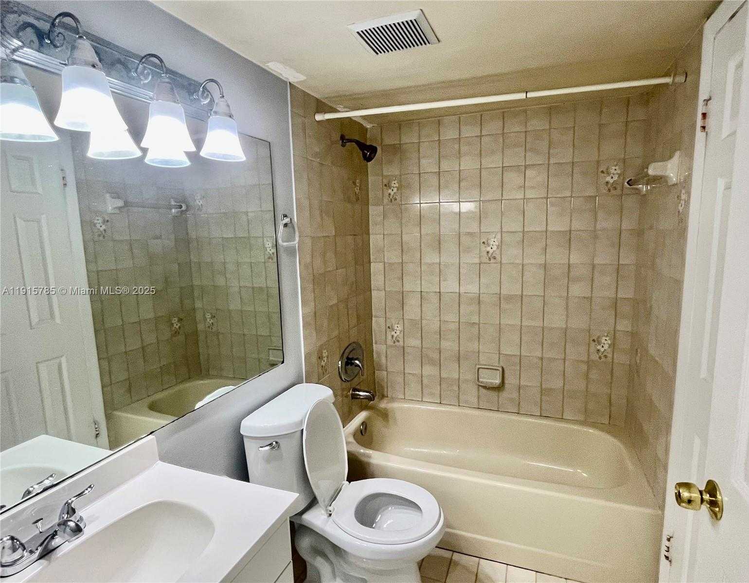 Small Image of 11800 SOUTH WEST 18 ST #312-4, Miami Number 12