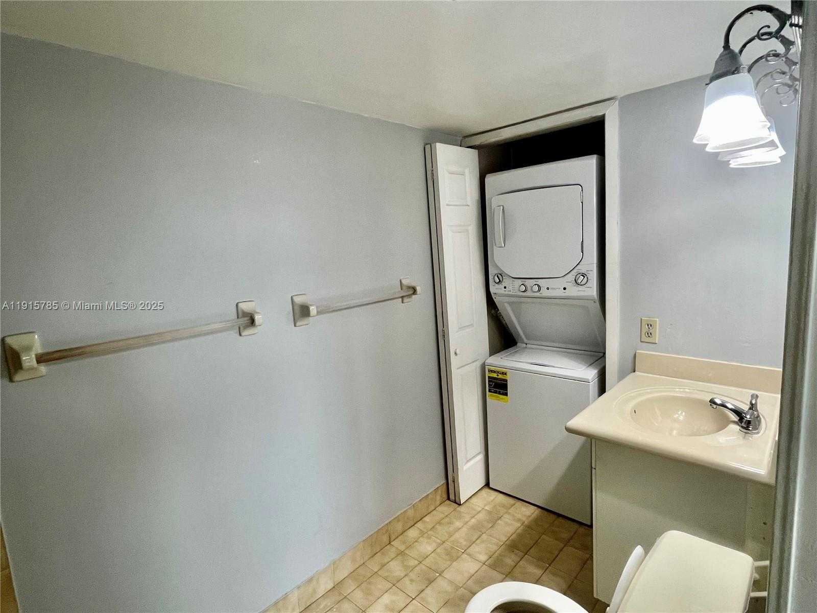 Small Image of 11800 SOUTH WEST 18 ST #312-4, Miami Number 17