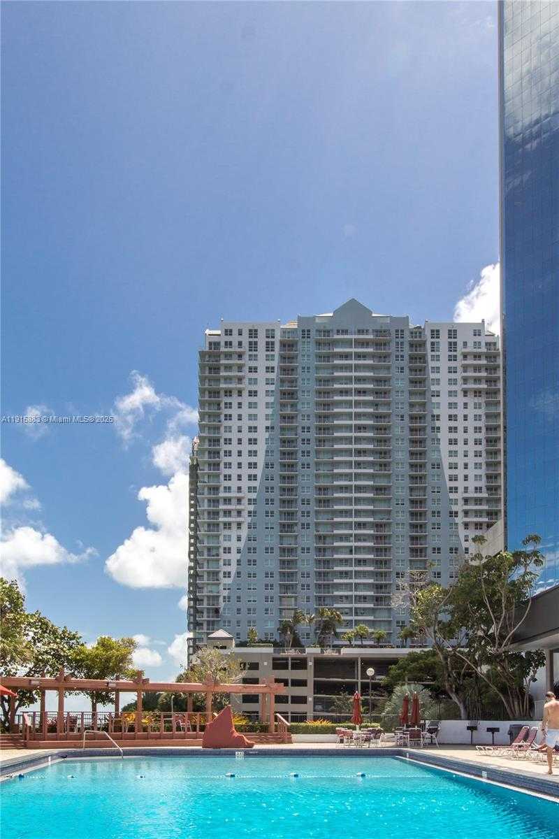 Small Image of 999 NORTH BRICKELL BAY DR #1906, Miami Number 15