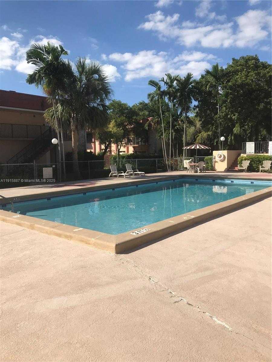 Small Image of Miami Number 16