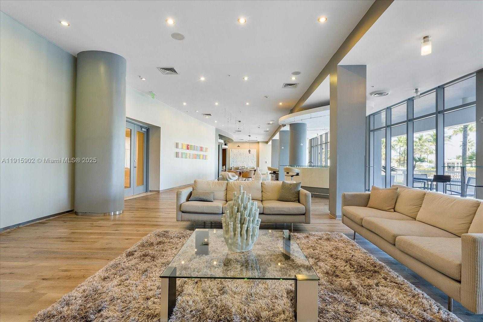 Small Image of 10275 COLLINS AVE #523, Bal Harbour Number 19