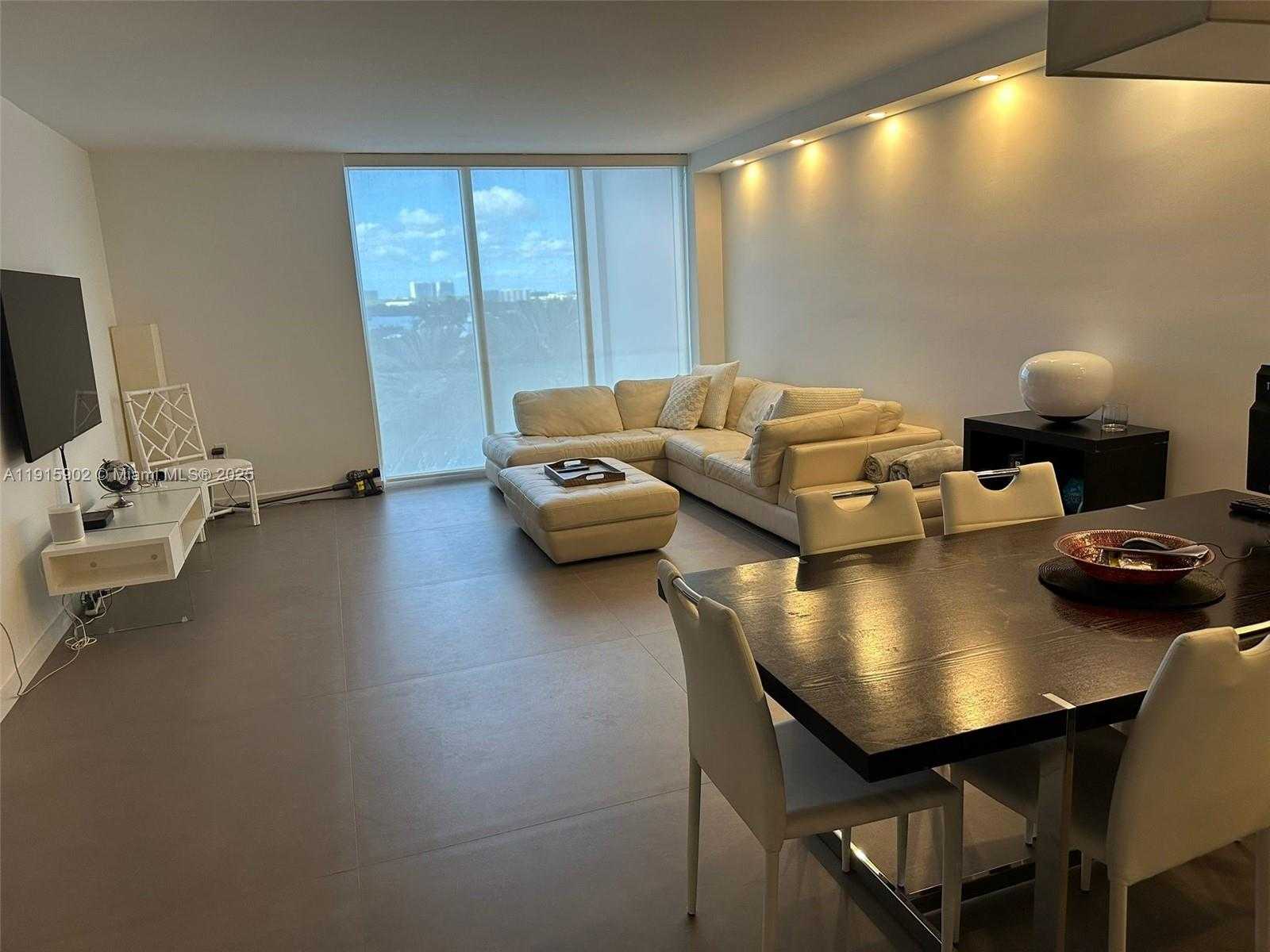 Small Image of 10275 COLLINS AVE #523, Bal Harbour Number 3