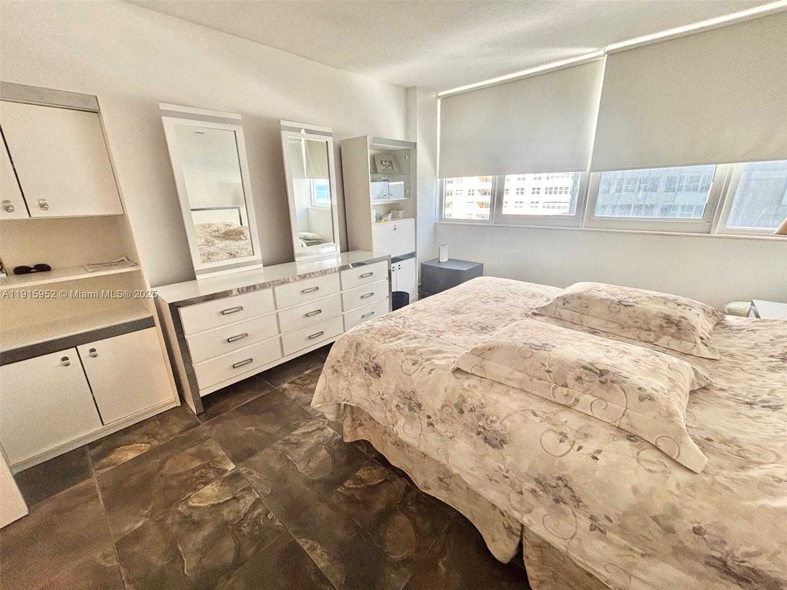 Small Image of 2030 SOUTH OCEAN DR #521, Hallandale Beach Number 11