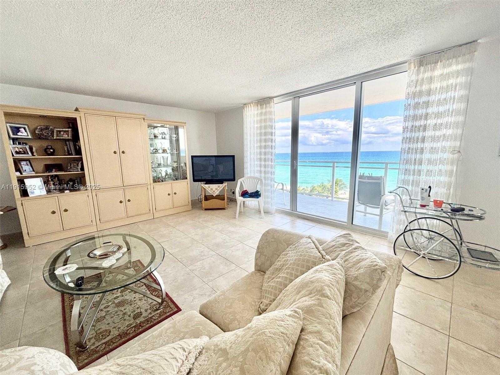 Small Image of 2030 SOUTH OCEAN DR #521, Hallandale Beach Number 5