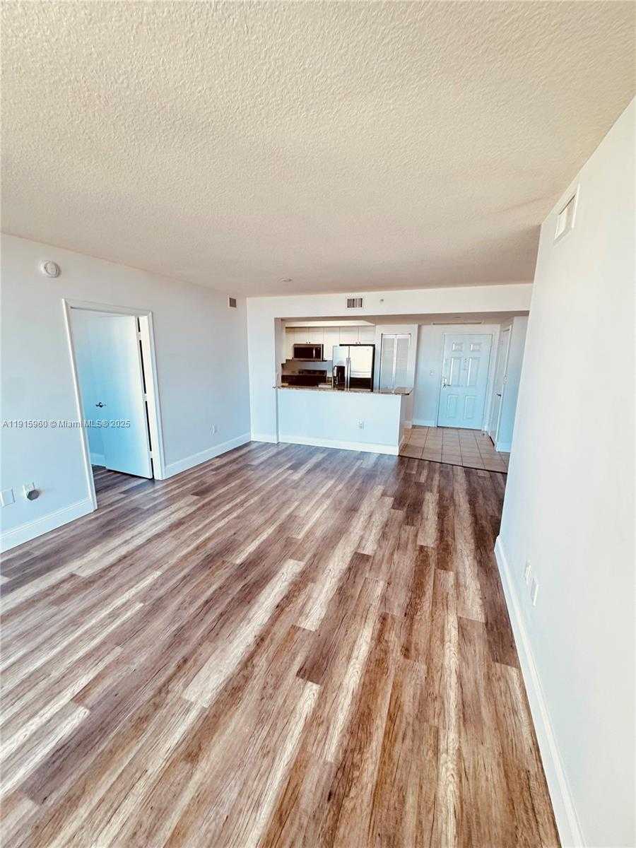 Small Image of 19501 WEST COUNTRY CLUB DR #2310, Aventura Number 15