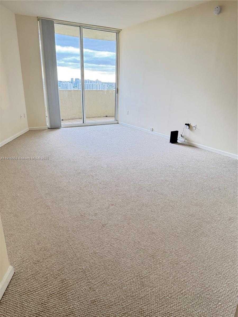 Small Image of 19501 WEST COUNTRY CLUB DR #PH-06, Aventura Number 8