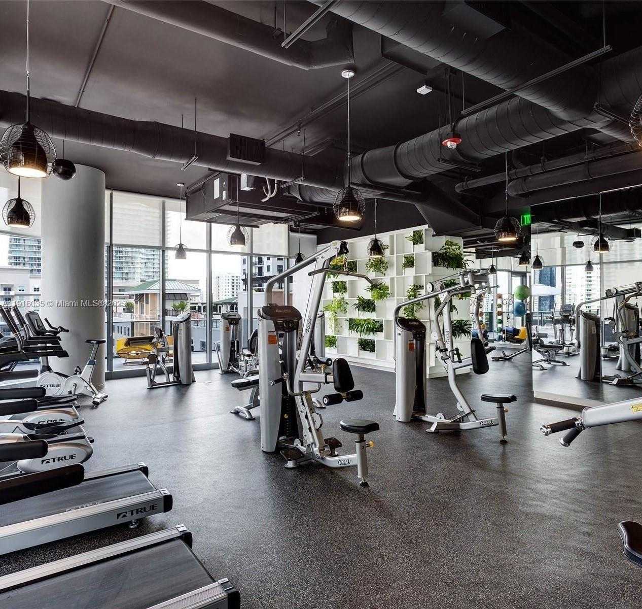 Small Image of 55 SOUTH WEST 9TH ST #2902, Miami Number 12