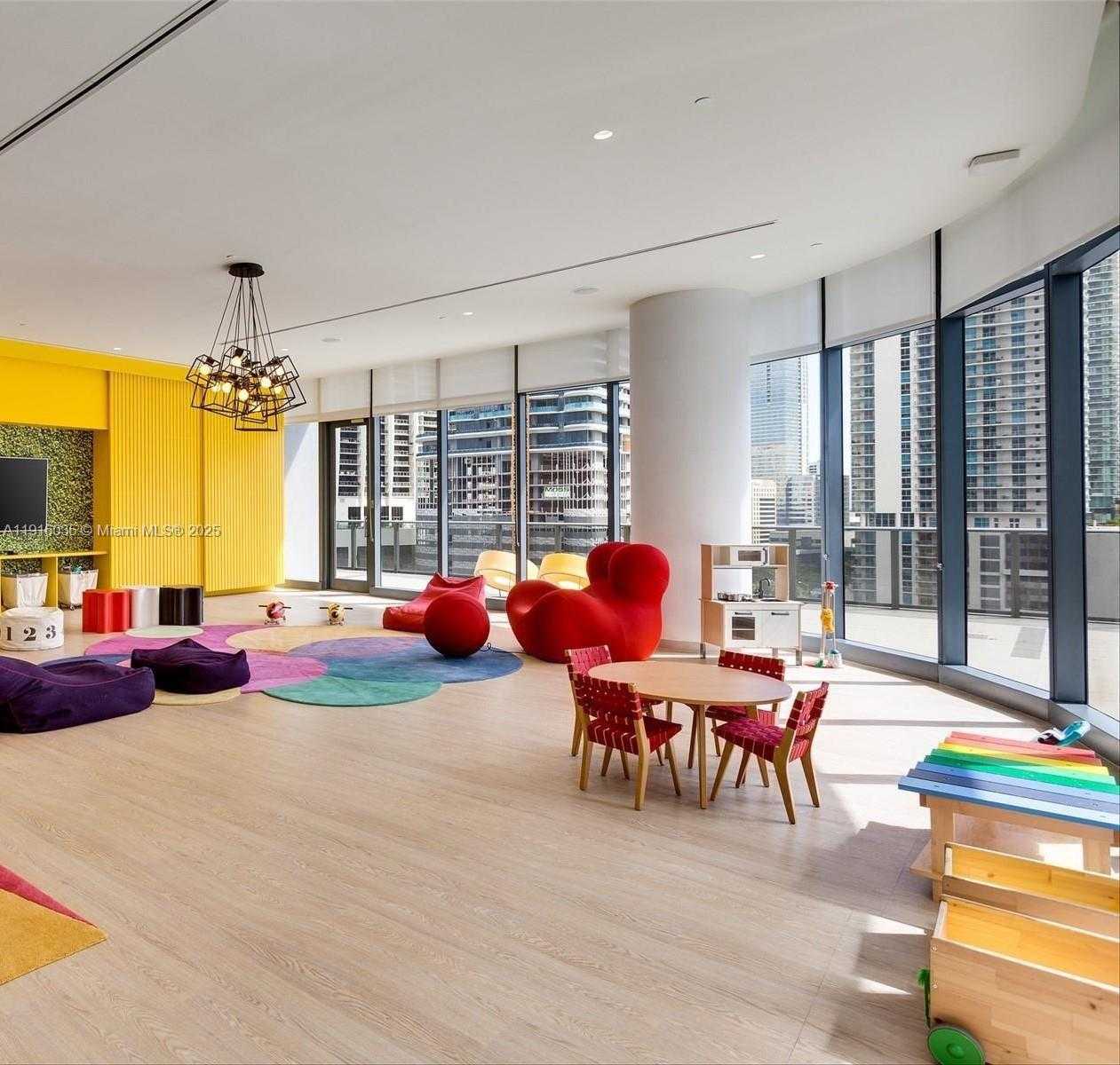 Small Image of 55 SOUTH WEST 9TH ST #2902, Miami Number 15