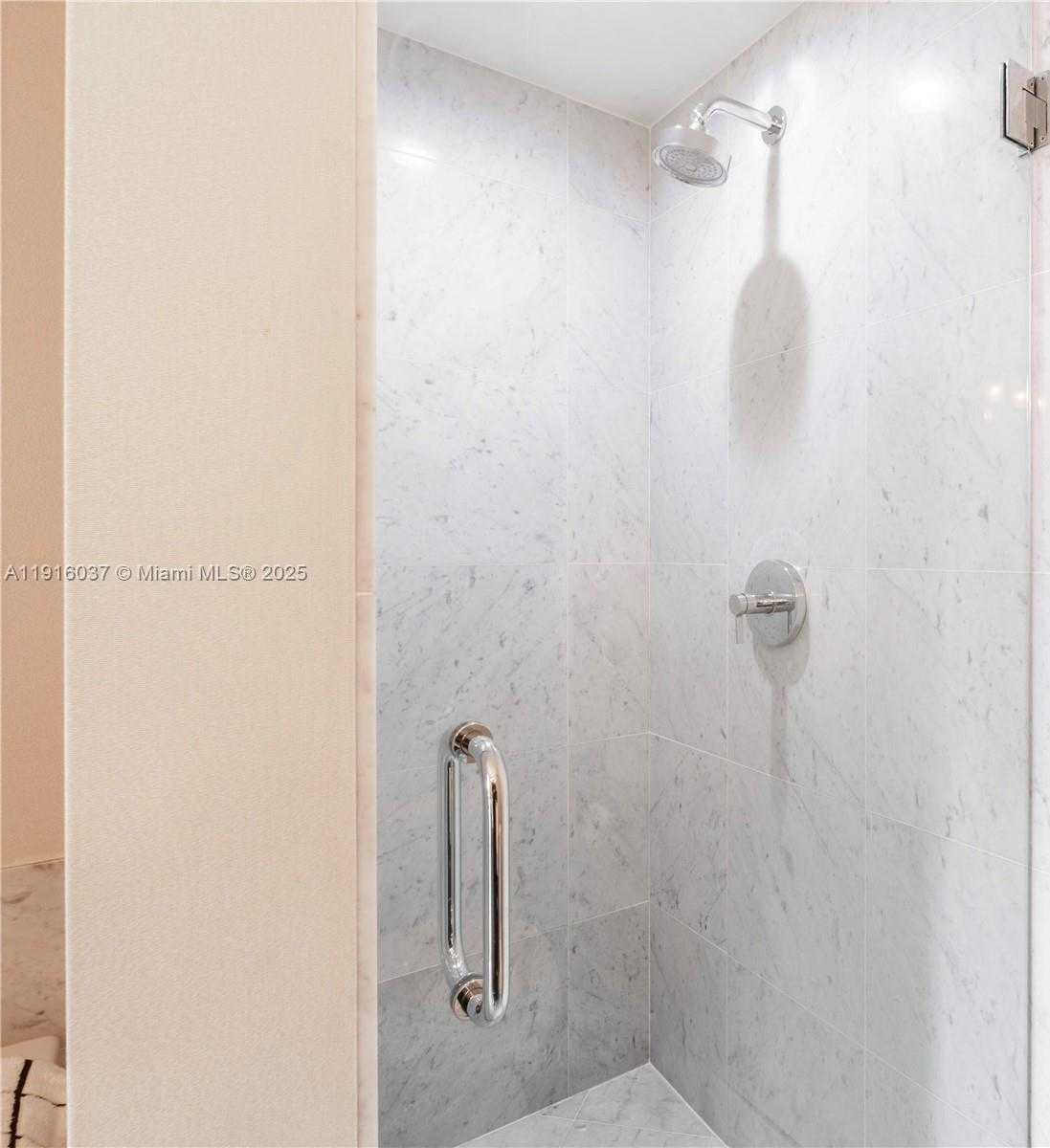 Small Image of 244 BISCAYNE BLVD #3703, Miami Number 13