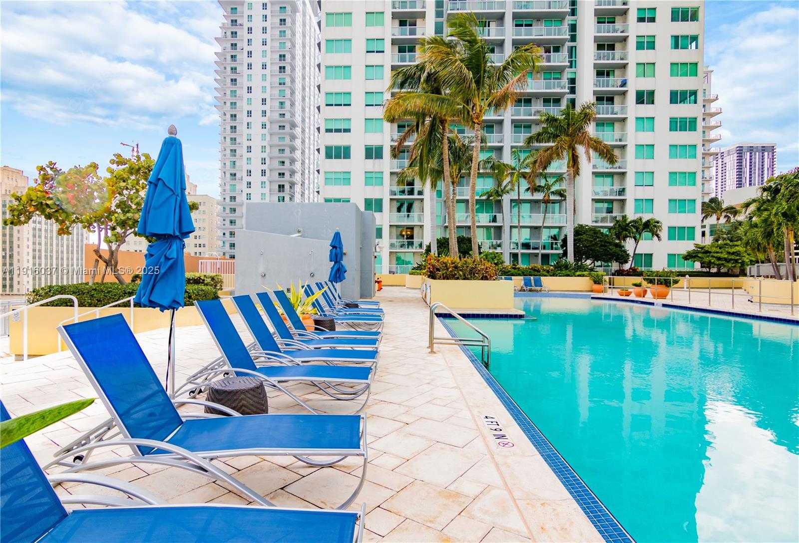 Small Image of 244 BISCAYNE BLVD #3703, Miami Number 23
