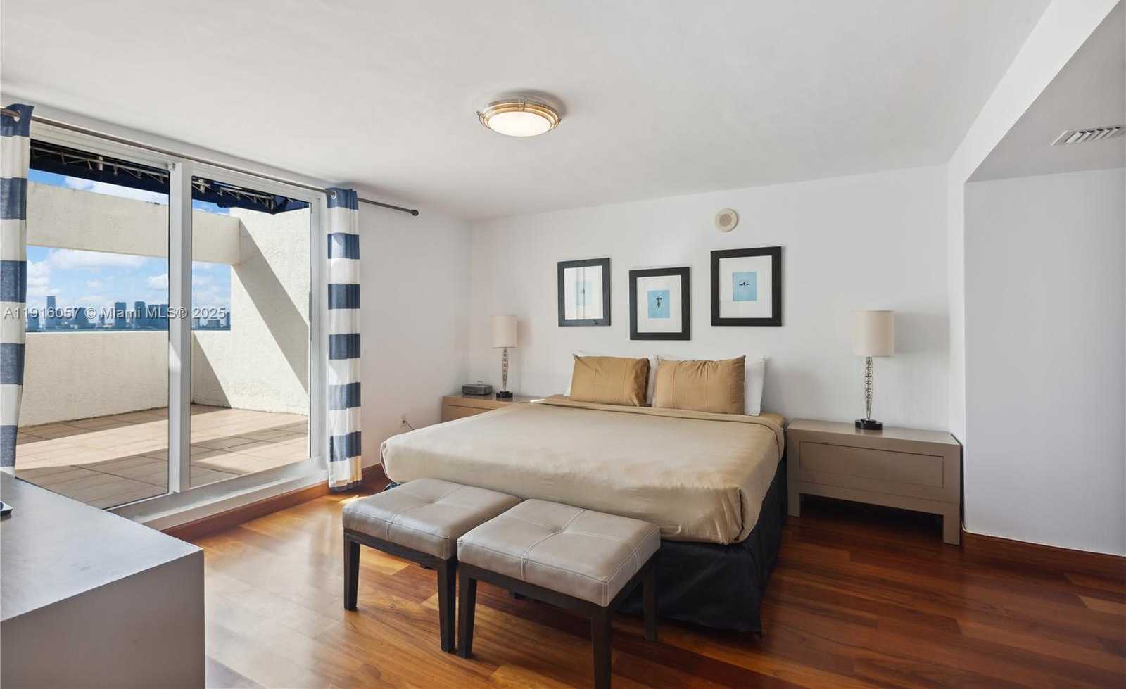 Small Image of 1701 SUNSET HARBOR DR #L705, Miami Beach Number 11