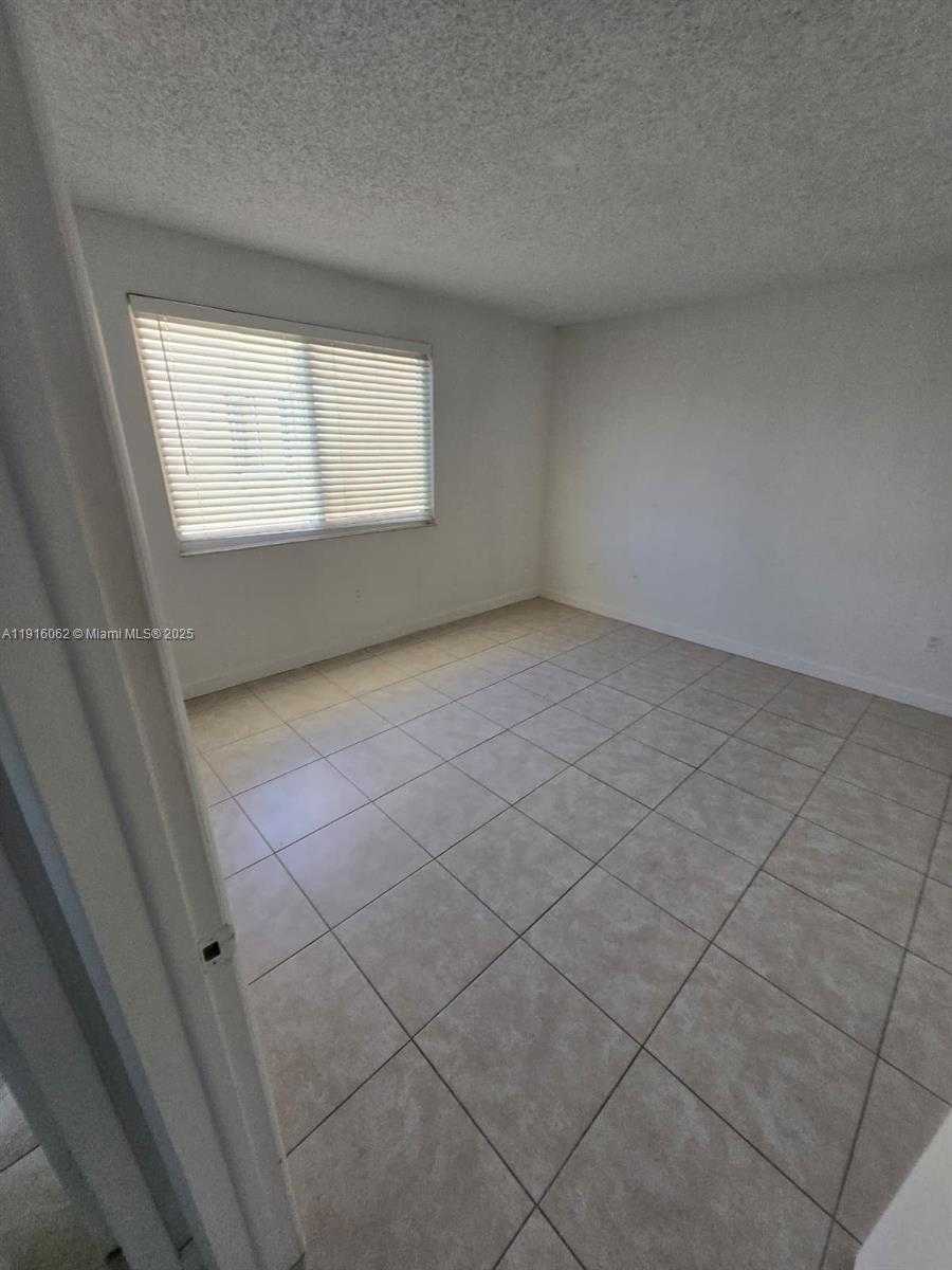 Small Image of 6990 NORTH WEST 186TH ST #4-408, Hialeah Number 9