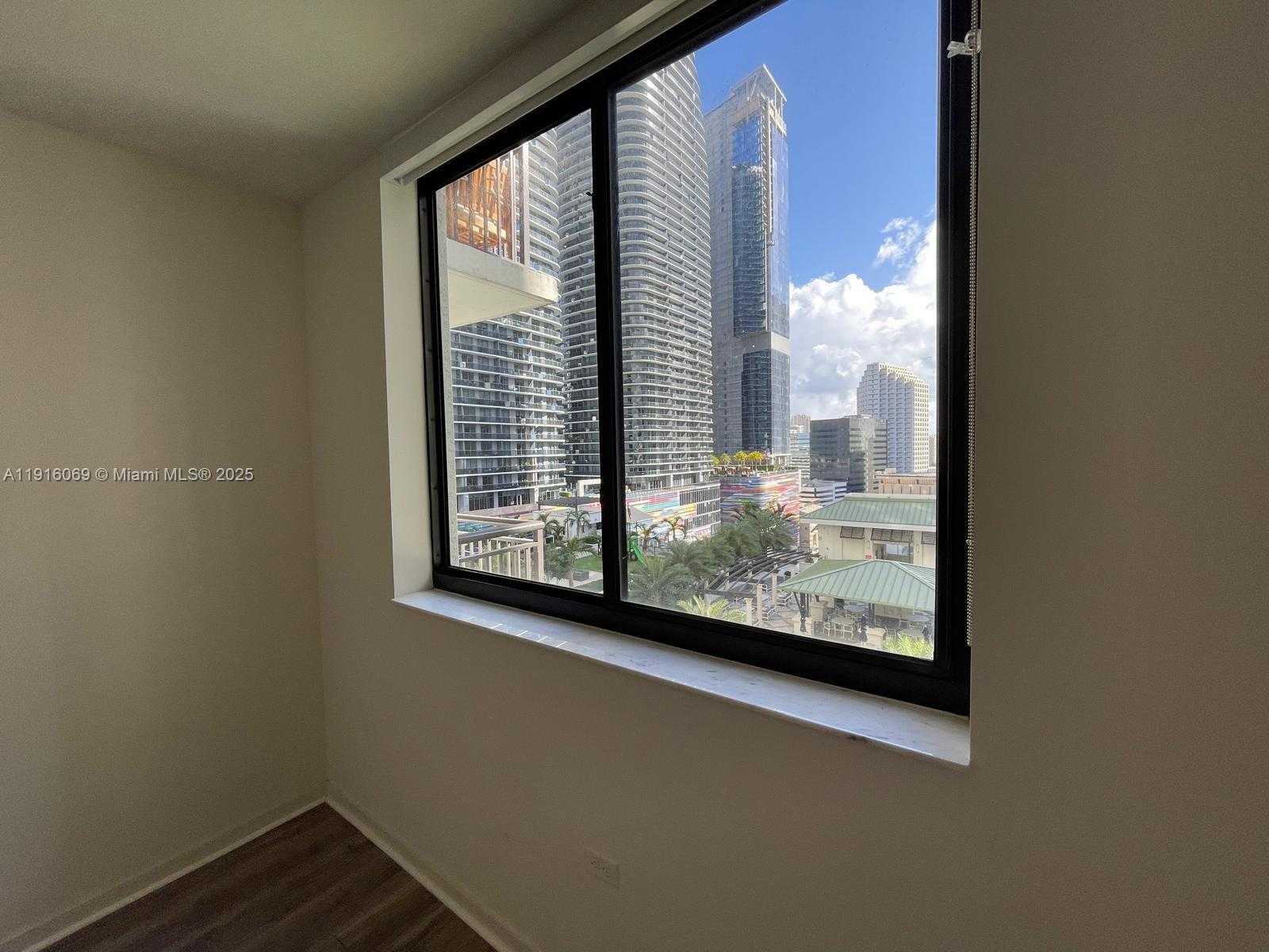Small Image of 999 SOUTH WEST 1ST AVE #1508, Miami Number 28