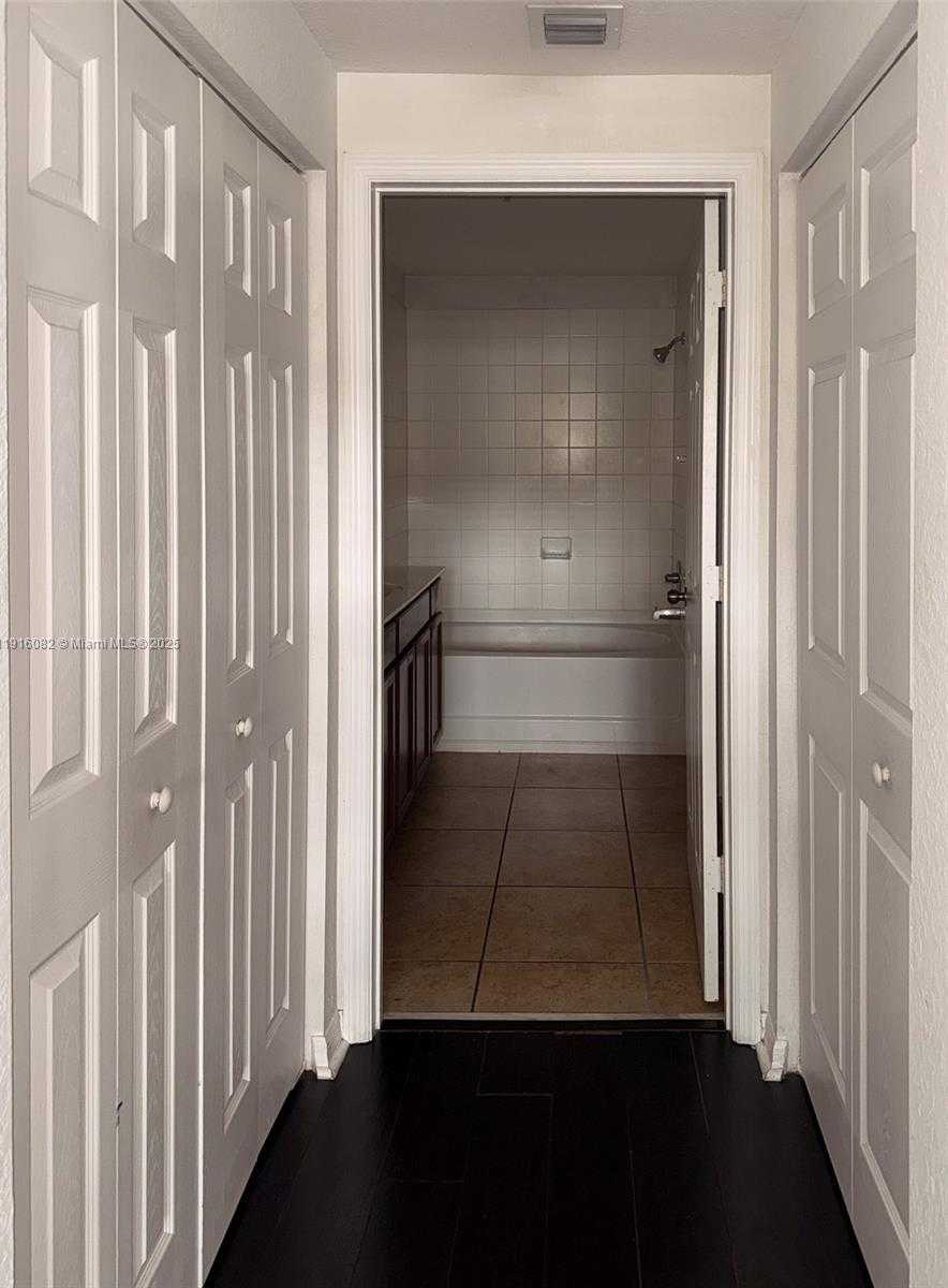 Small Image of 8899 NORTH WEST 107TH CT #222, Doral Number 12