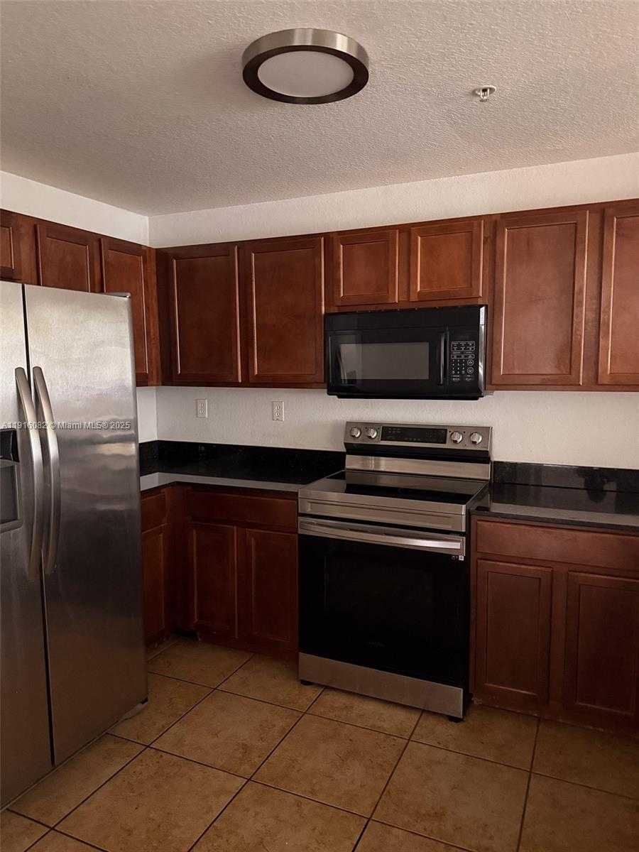 Small Image of 8899 NORTH WEST 107TH CT #222, Doral Number 6