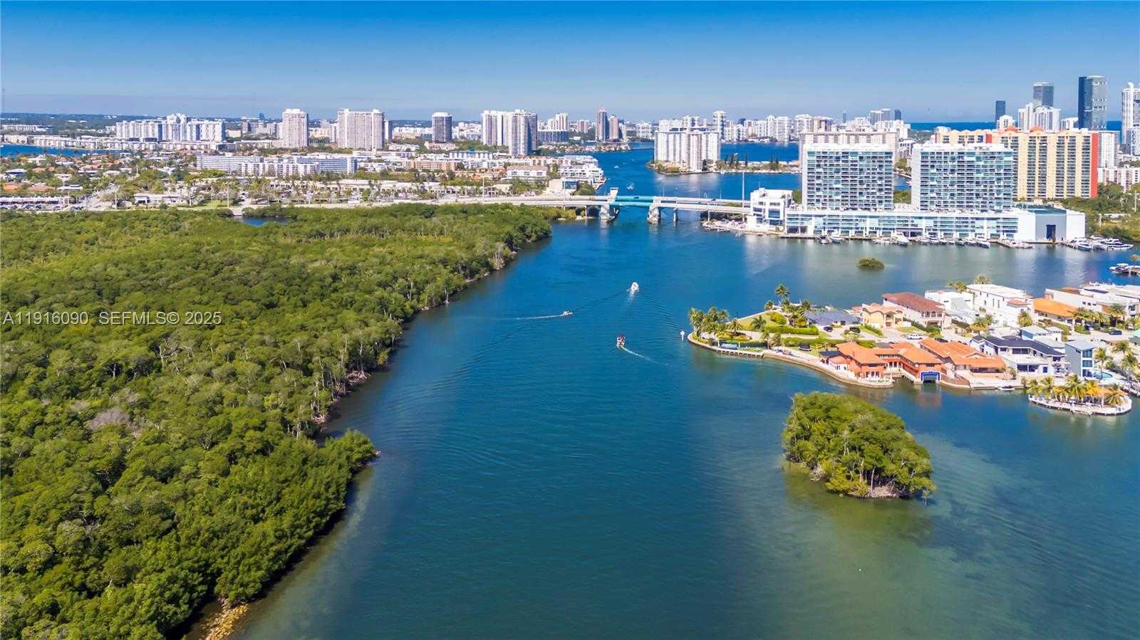 Small Image of 500 BAYVIEW DR #231, Sunny Isles Beach Number 19