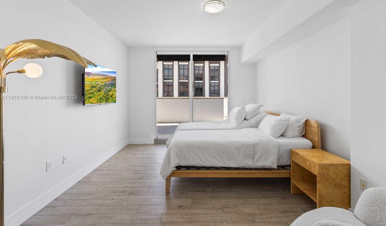 Small Image of 4100 SALZEDO ST #1009, Coral Gables Number 13