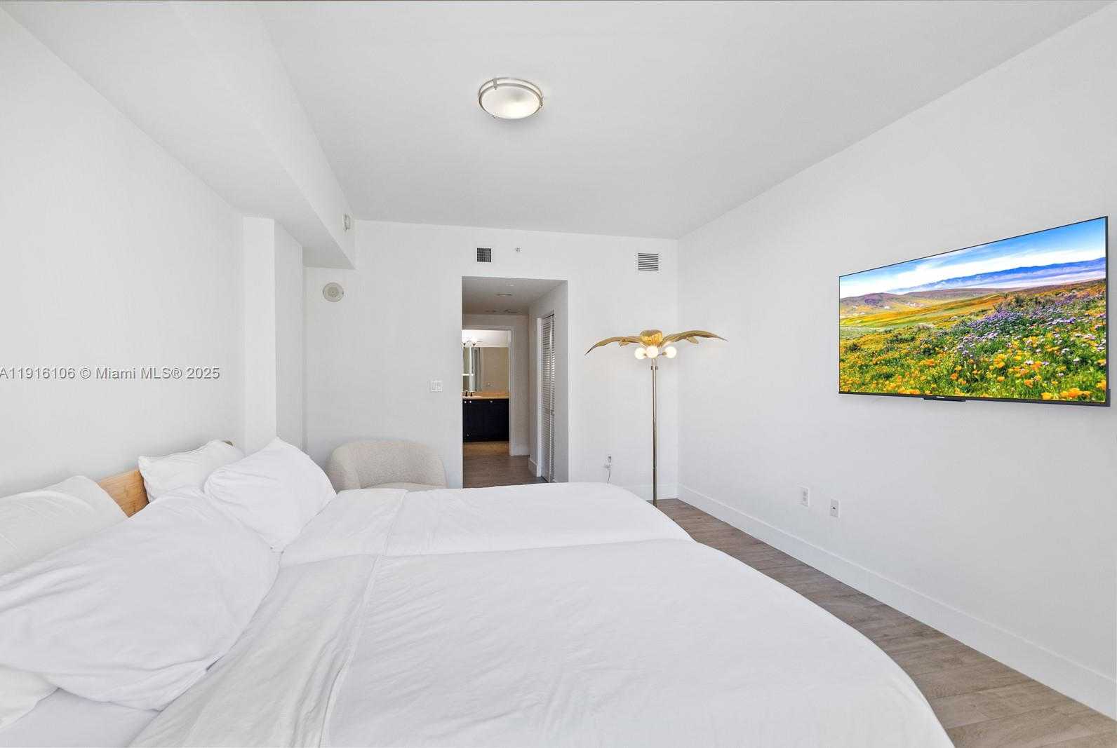 Small Image of 4100 SALZEDO ST #1009, Coral Gables Number 14