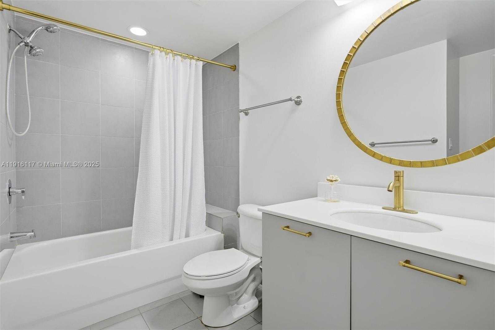 Small Image of 92 SOUTH WEST 3RD ST #1604, Miami Number 20