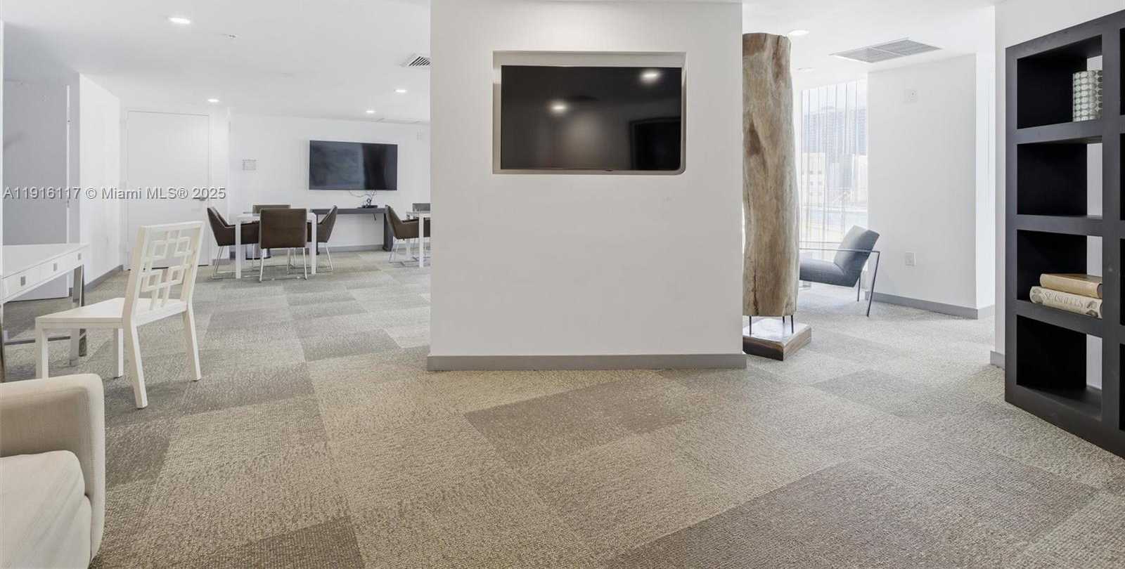 Small Image of 92 SOUTH WEST 3RD ST #1604, Miami Number 22