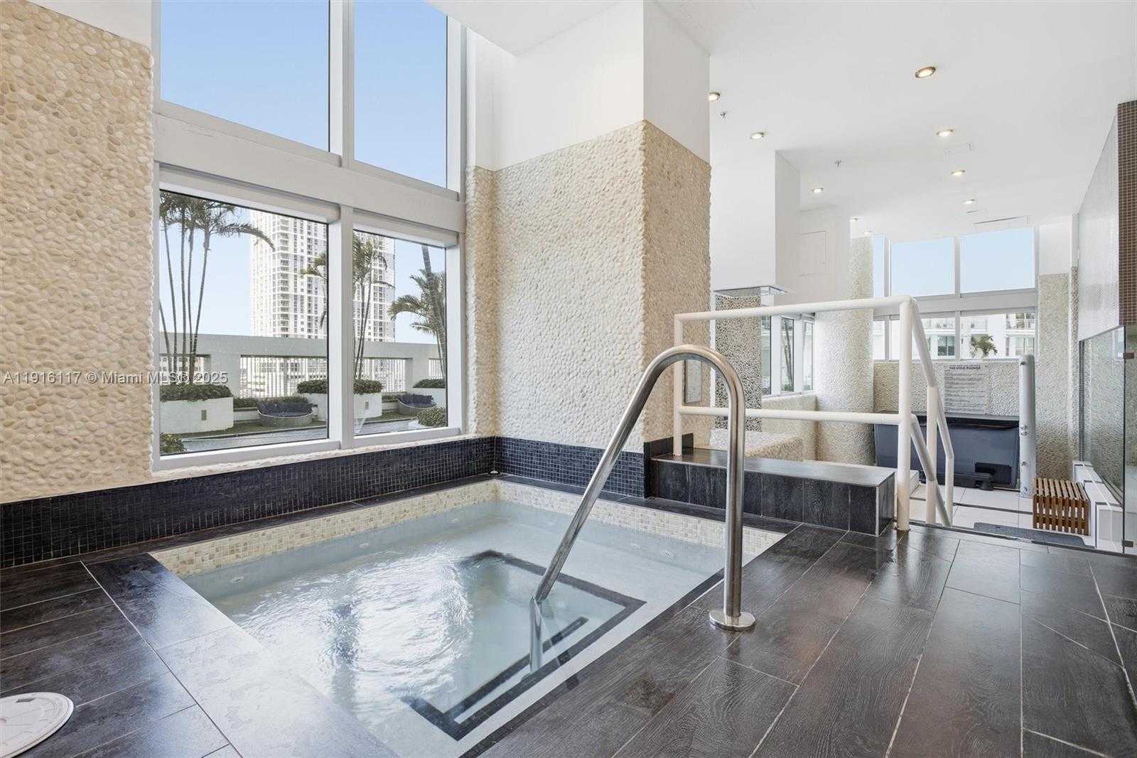 Small Image of 92 SOUTH WEST 3RD ST #1604, Miami Number 33