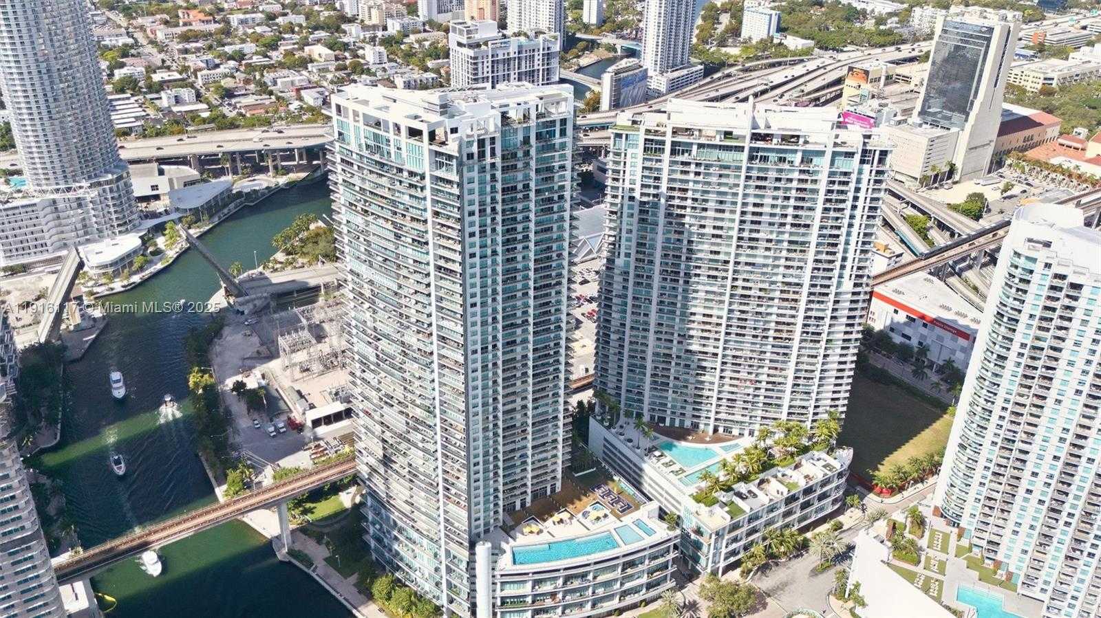 Small Image of 92 SOUTH WEST 3RD ST #1604, Miami Number 42