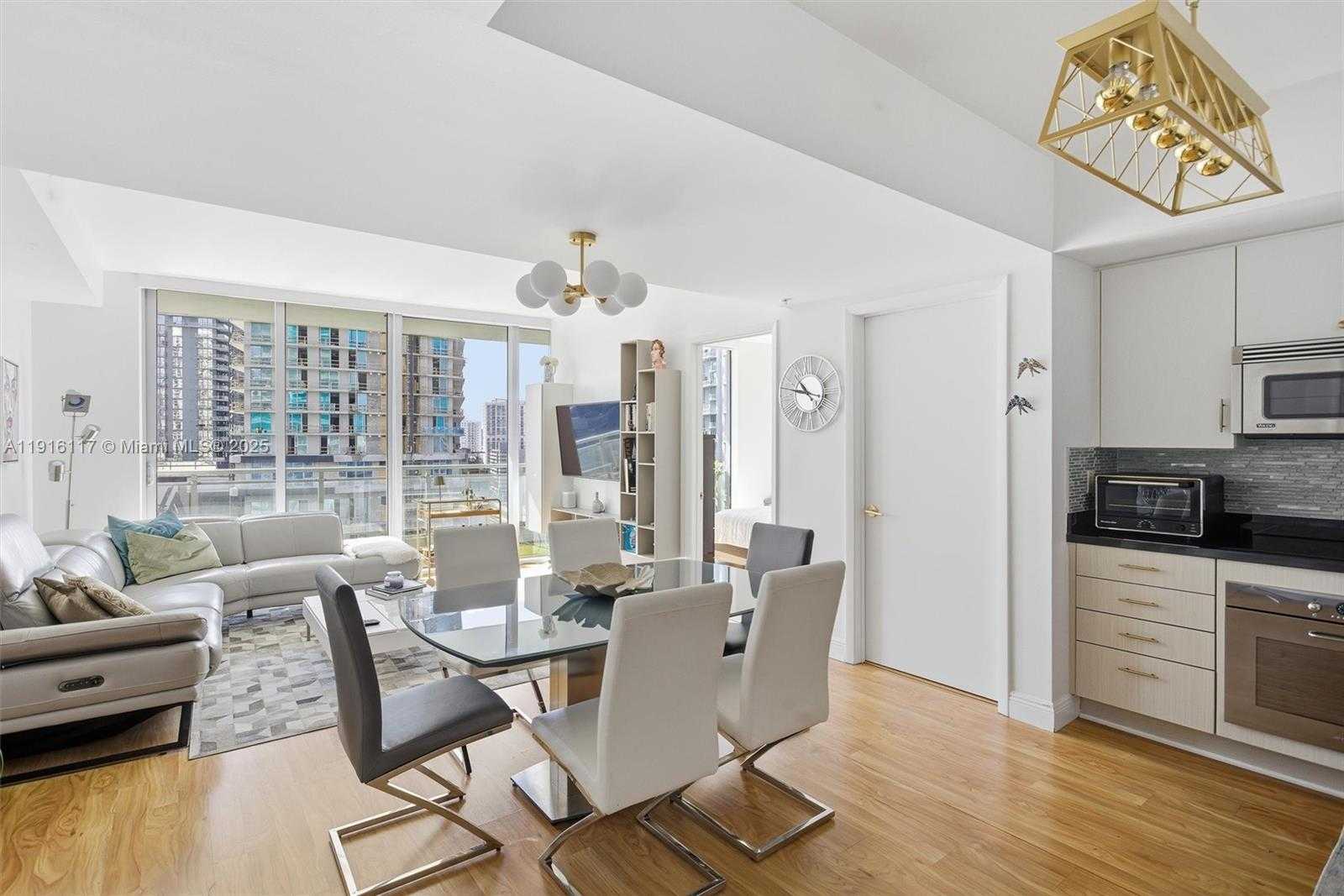 Small Image of 92 SOUTH WEST 3RD ST #1604, Miami Number 6