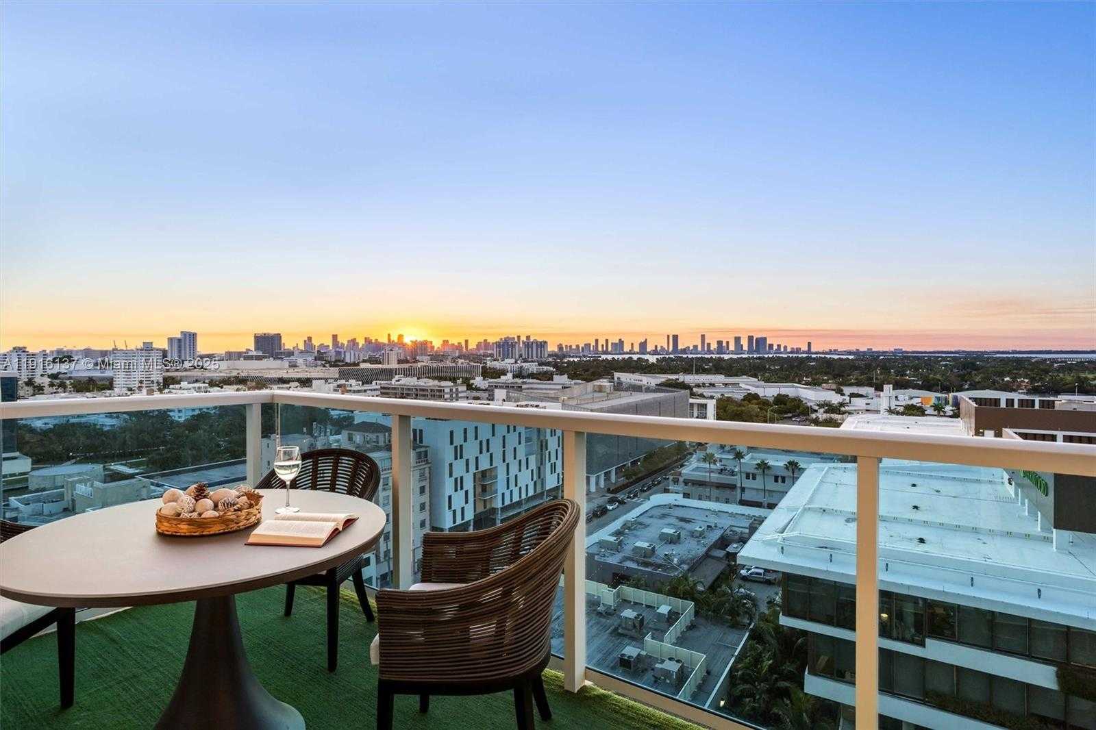 Small Image of 2301 COLLINS AVE #1432, Miami Beach Number 26