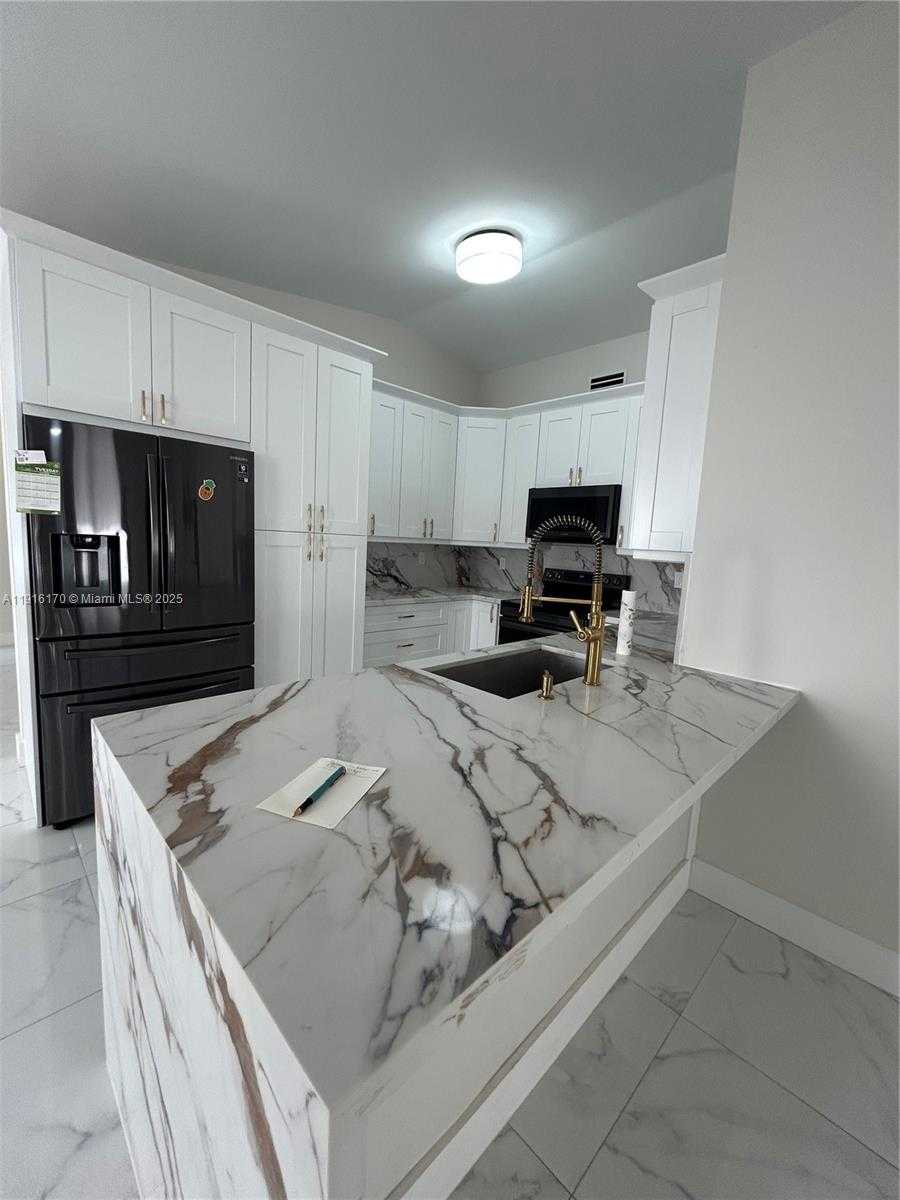 Small Image of 9672 SOUTH WEST 166TH CT #9672, Miami Number 3