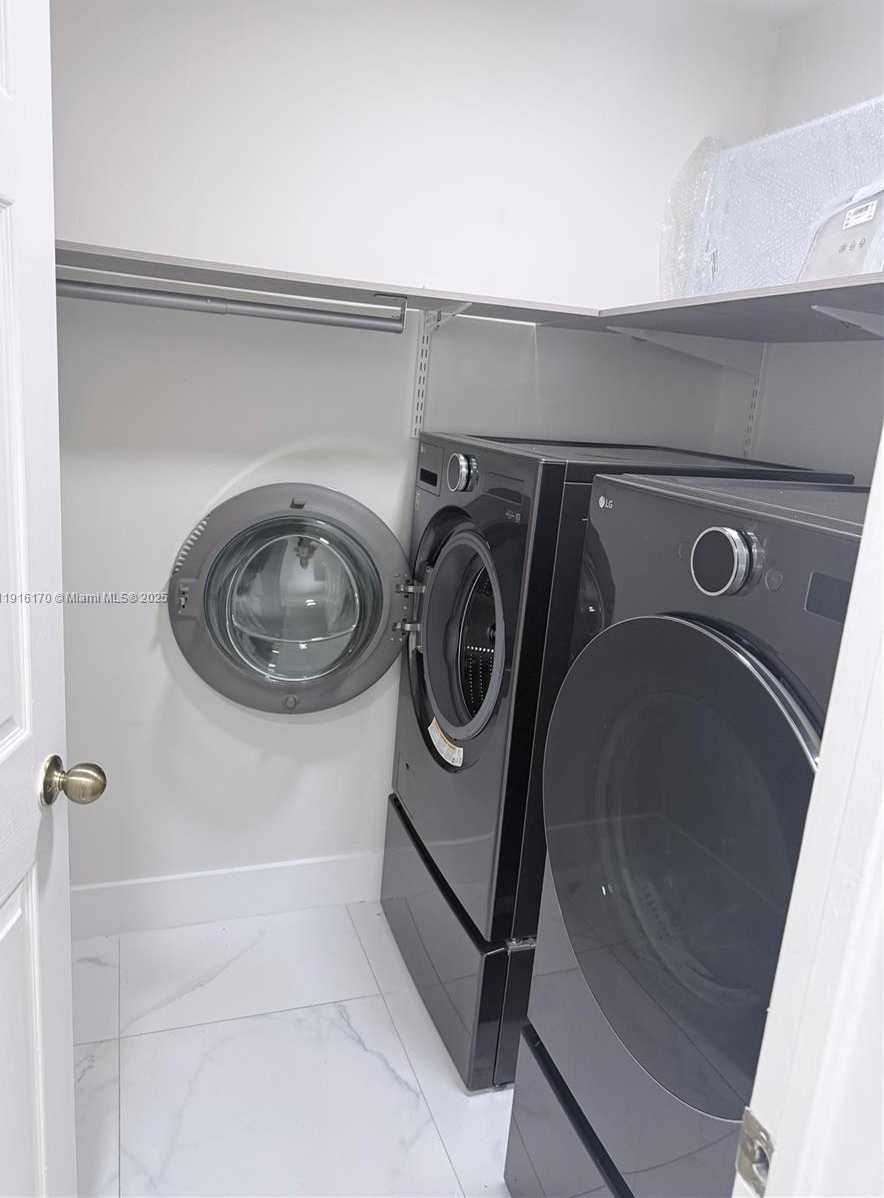 Small Image of 9672 SOUTH WEST 166TH CT #9672, Miami Number 8