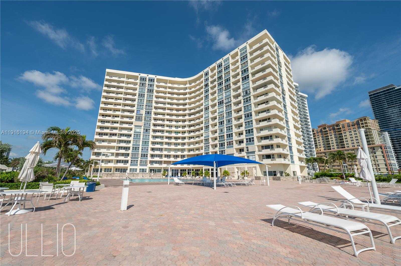 Small Image of 3180 SOUTH OCEAN DR #618, Hallandale Beach Number 17