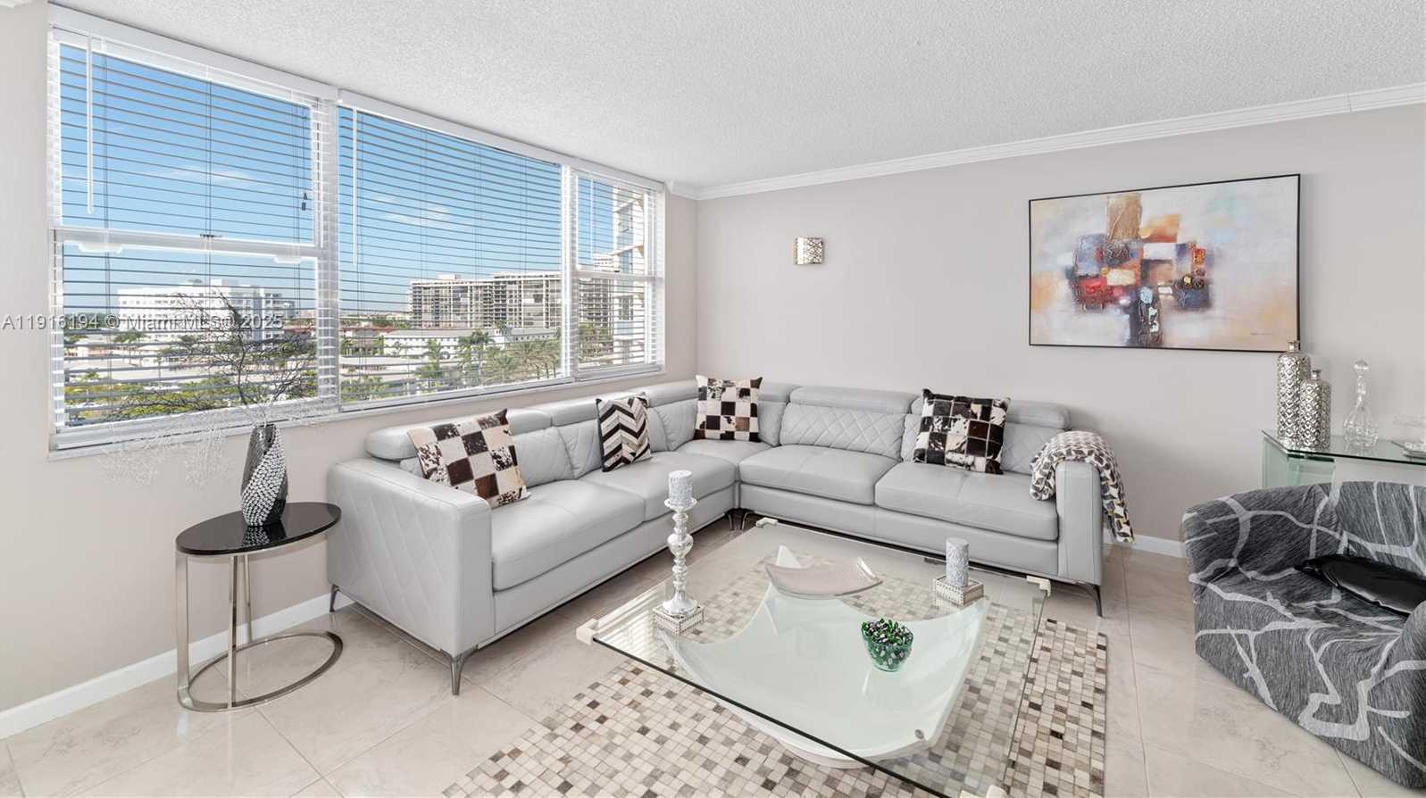 Small Image of 3180 SOUTH OCEAN DR #618, Hallandale Beach Number 7