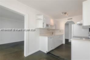 Small Image of 1688 WEST AVE #PH-07, Miami Beach Number 11