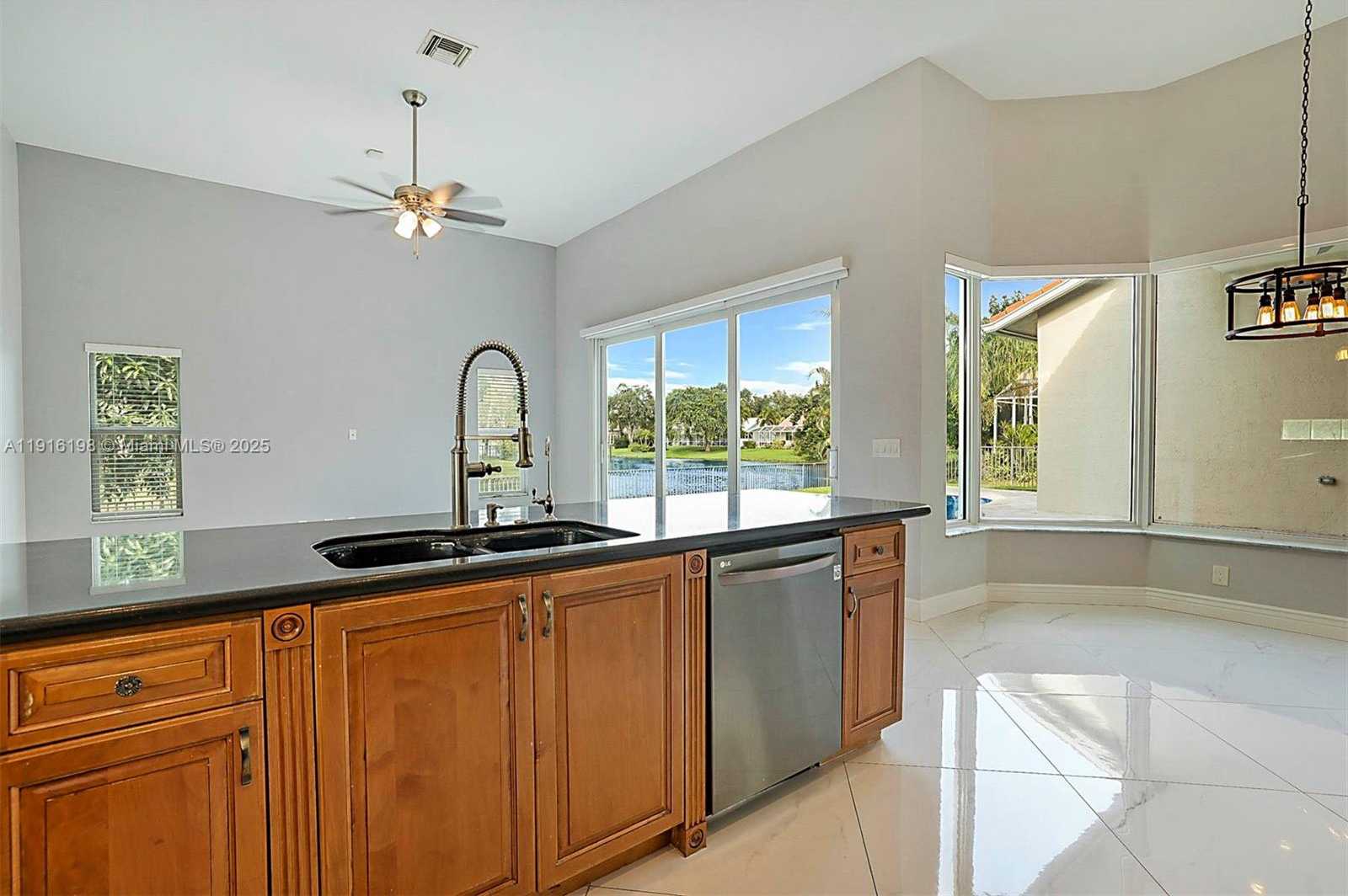Small Image of 10133 NORTH WEST 48TH DR, Coral Springs Number 18